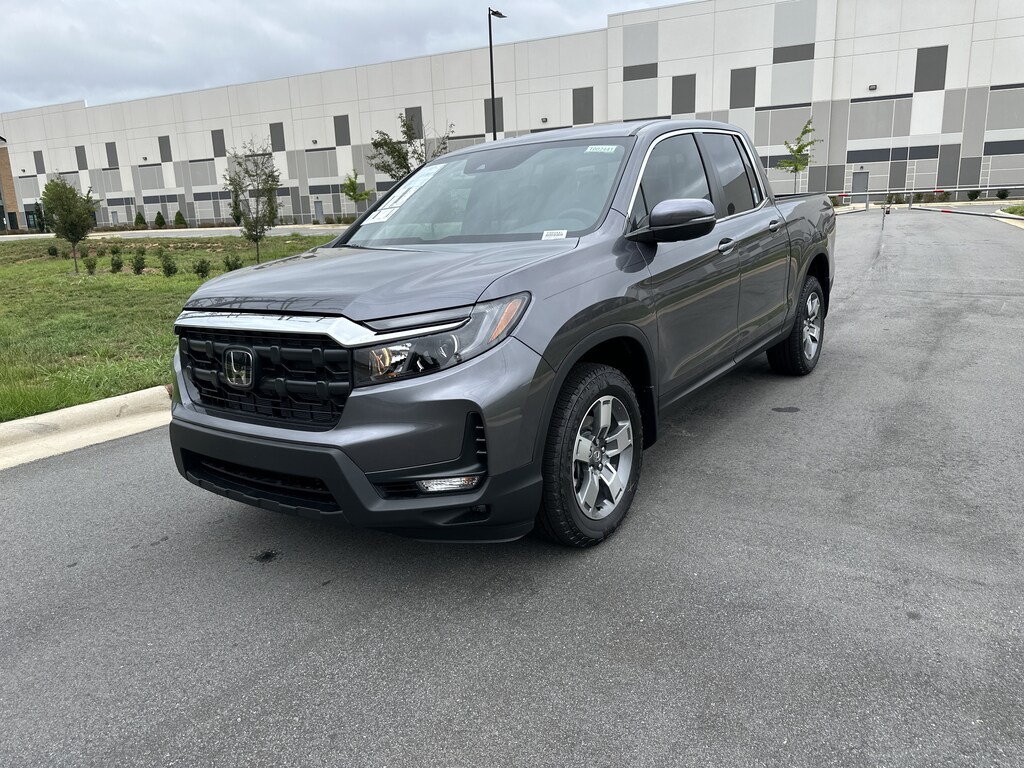 New 2026 Honda Ridgeline RTL Pickup