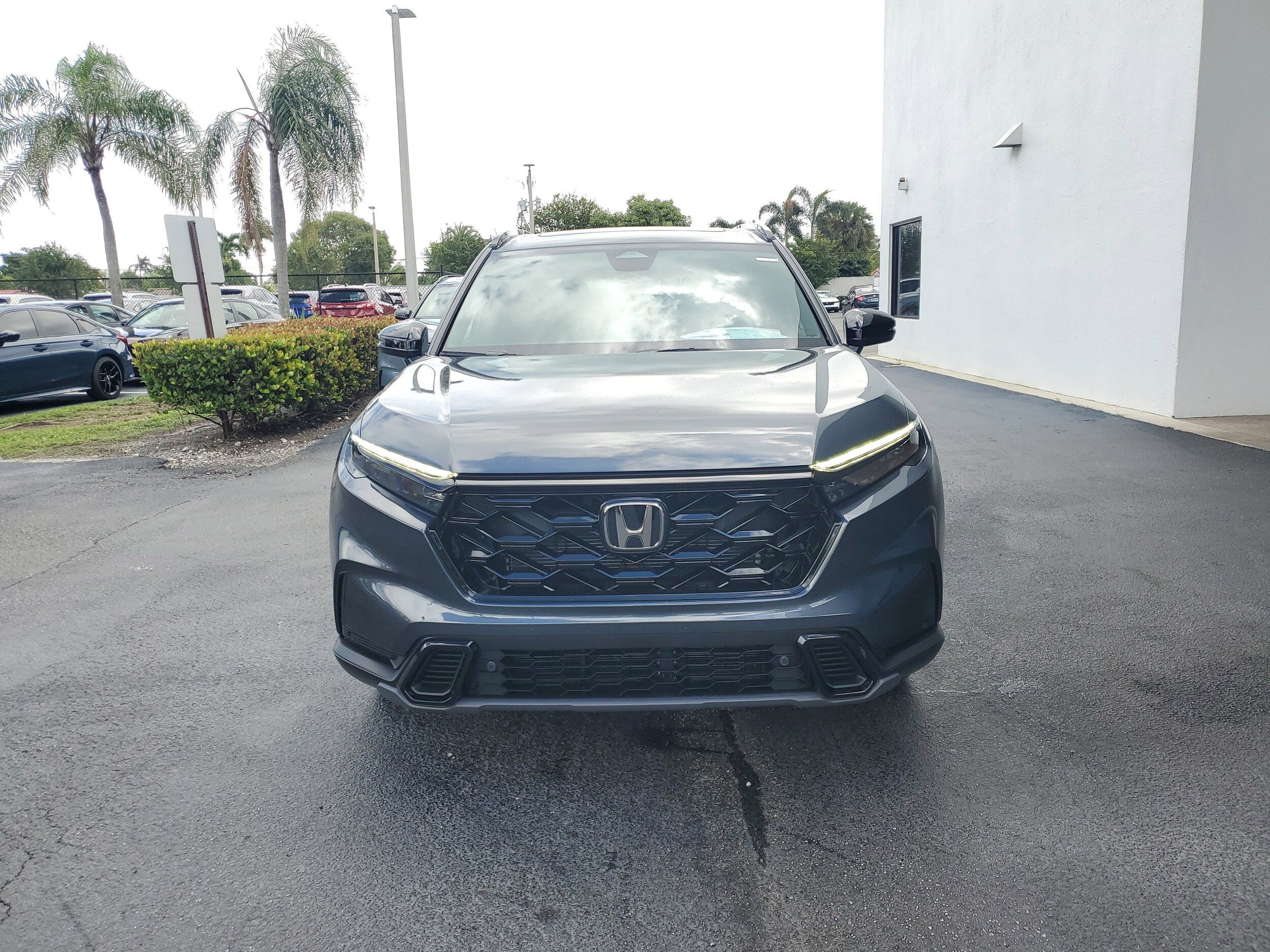 2026 Honda CR-V Hybrid Sport-L photo 3