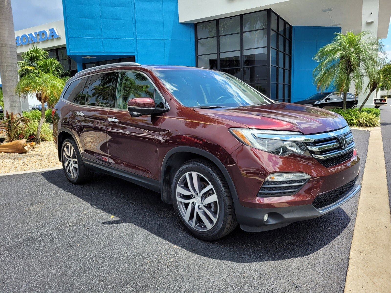 Certified 2017 Honda Pilot Touring with VIN 5FNYF6H95HB078813 for sale in Pompano Beach, FL