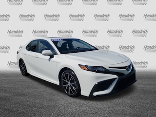 2023 Toyota Camry SE Sedan