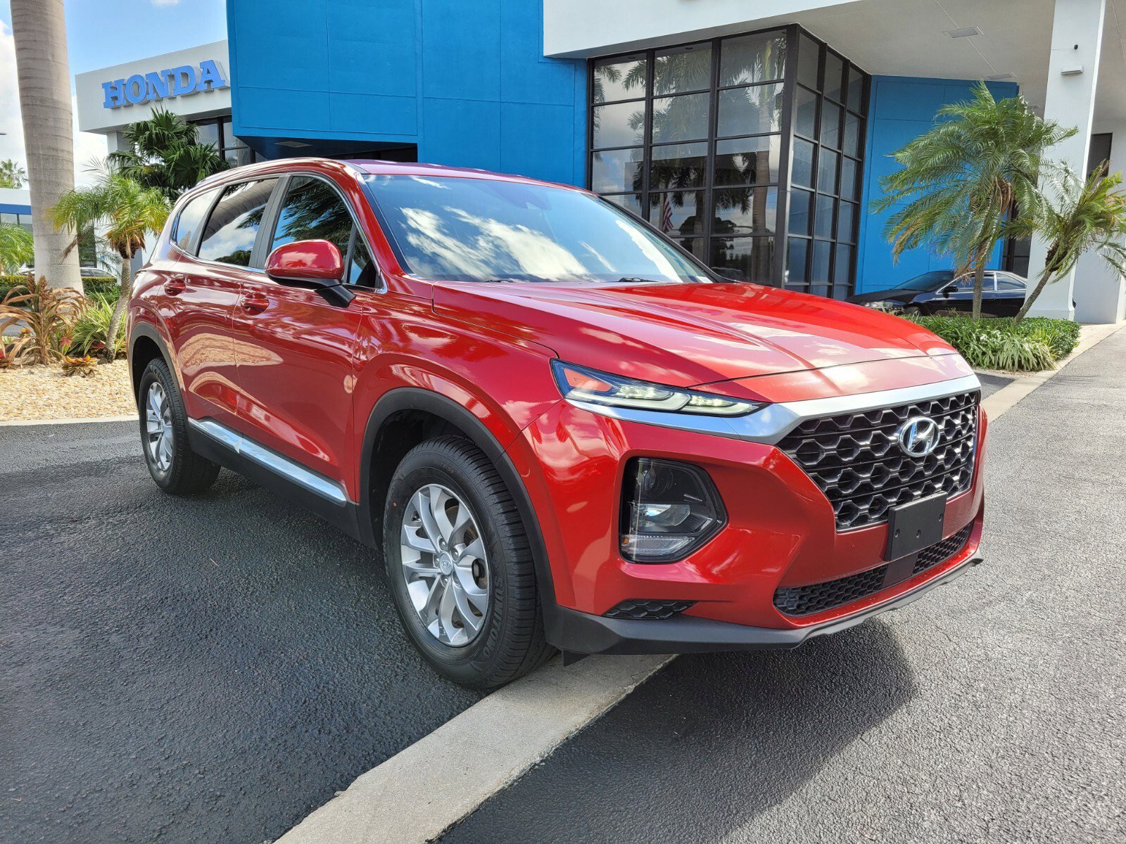 Used 2020 Hyundai Santa Fe SE with VIN 5NMS23AD8LH140596 for sale in Pompano Beach, FL