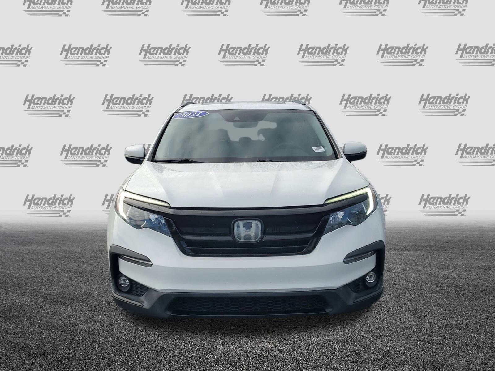 2021 Honda Pilot Special Edition photo 2