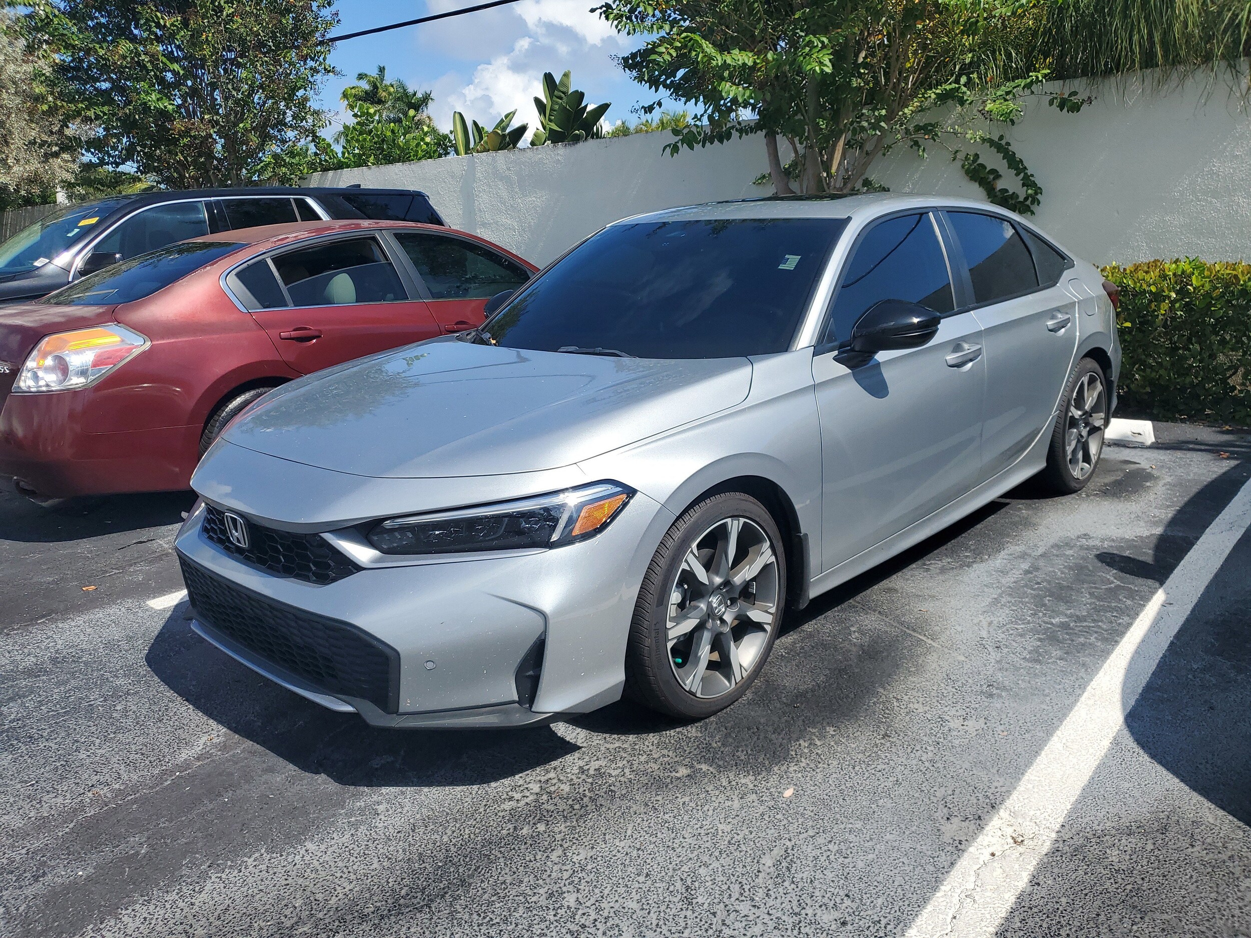 2025 Honda Civic Hybrid Sport Touring photo 3