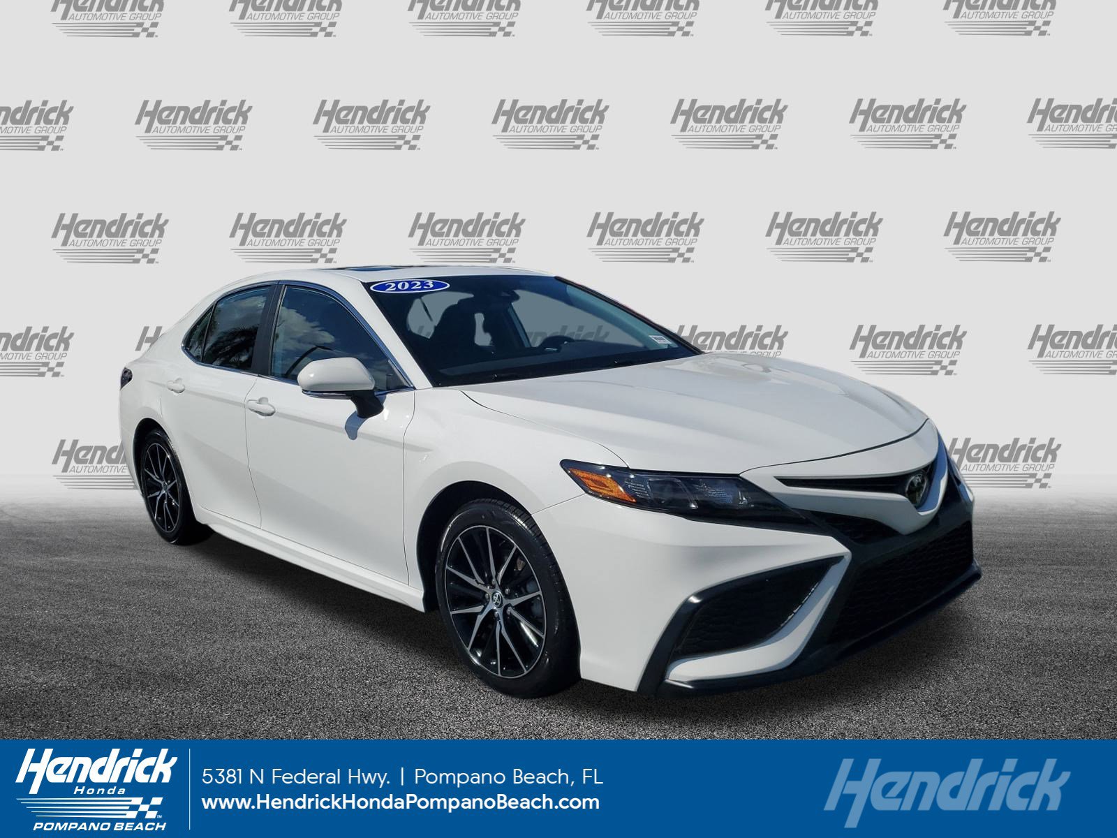 2023 Toyota Camry SE