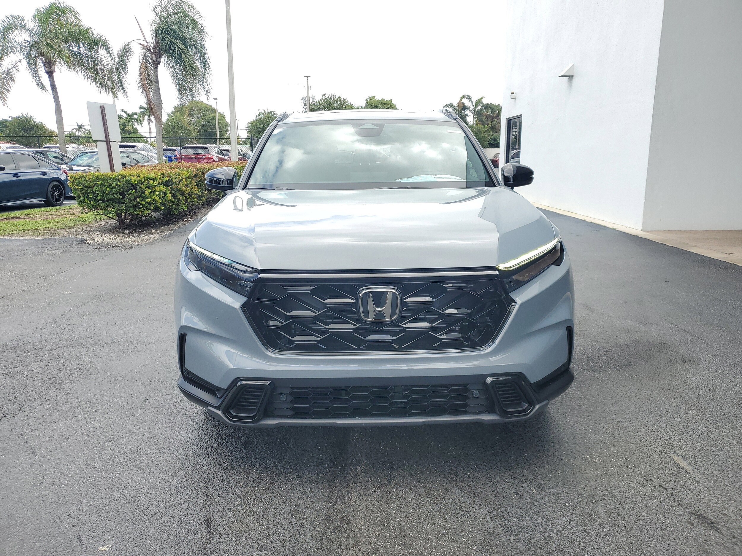 2026 Honda CR-V Hybrid Sport-L photo 3