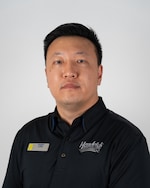 Staff member Richard from ID_e4dcb668c48a