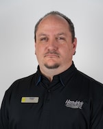 Staff member Tomy from ID_114150577a83