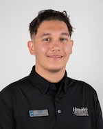 Staff member Kevin from ID_d994a9864c7b