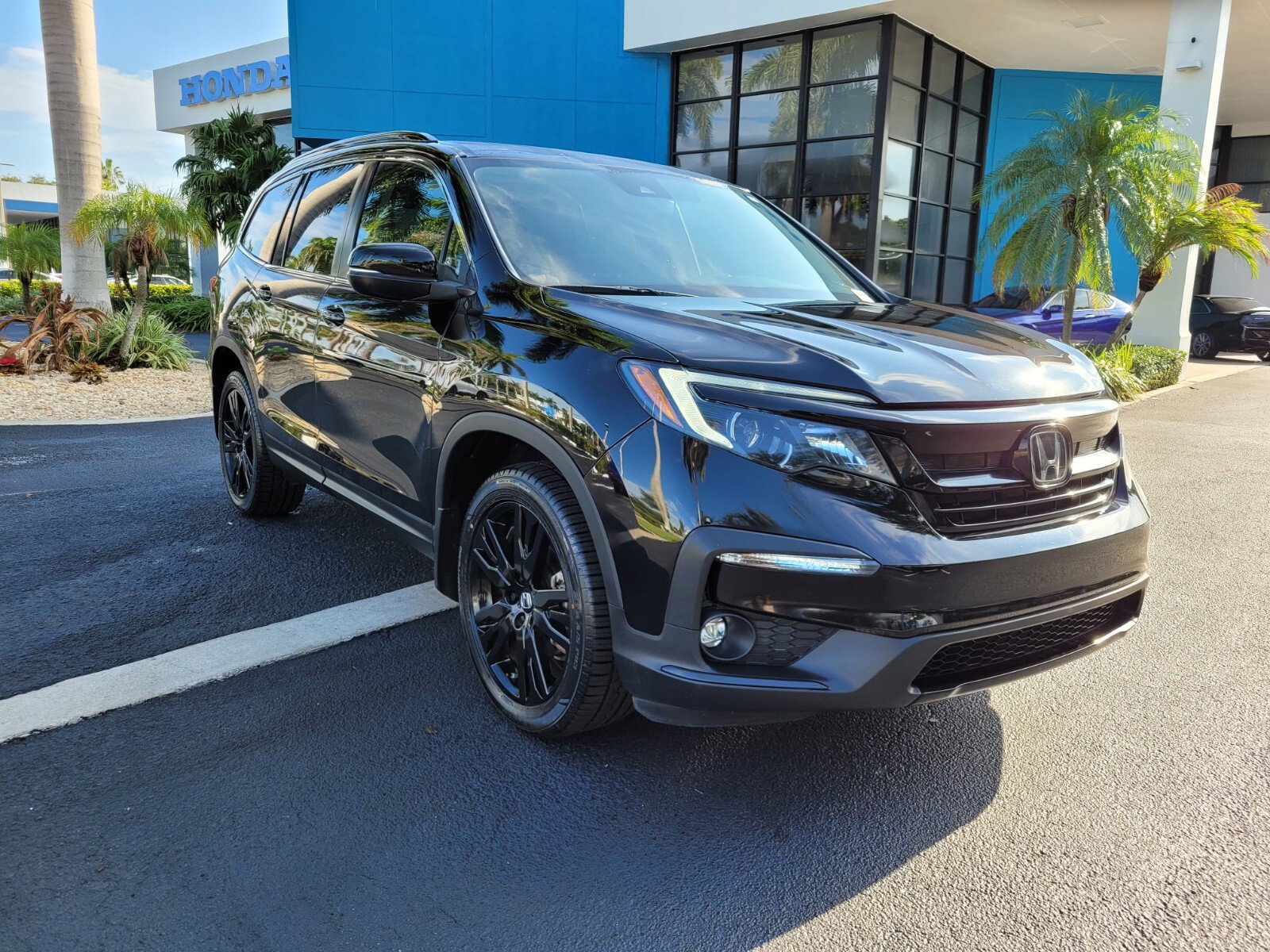 Used 2021 Honda Pilot SE with VIN 5FNYF5H21MB022584 for sale in Pompano Beach, FL