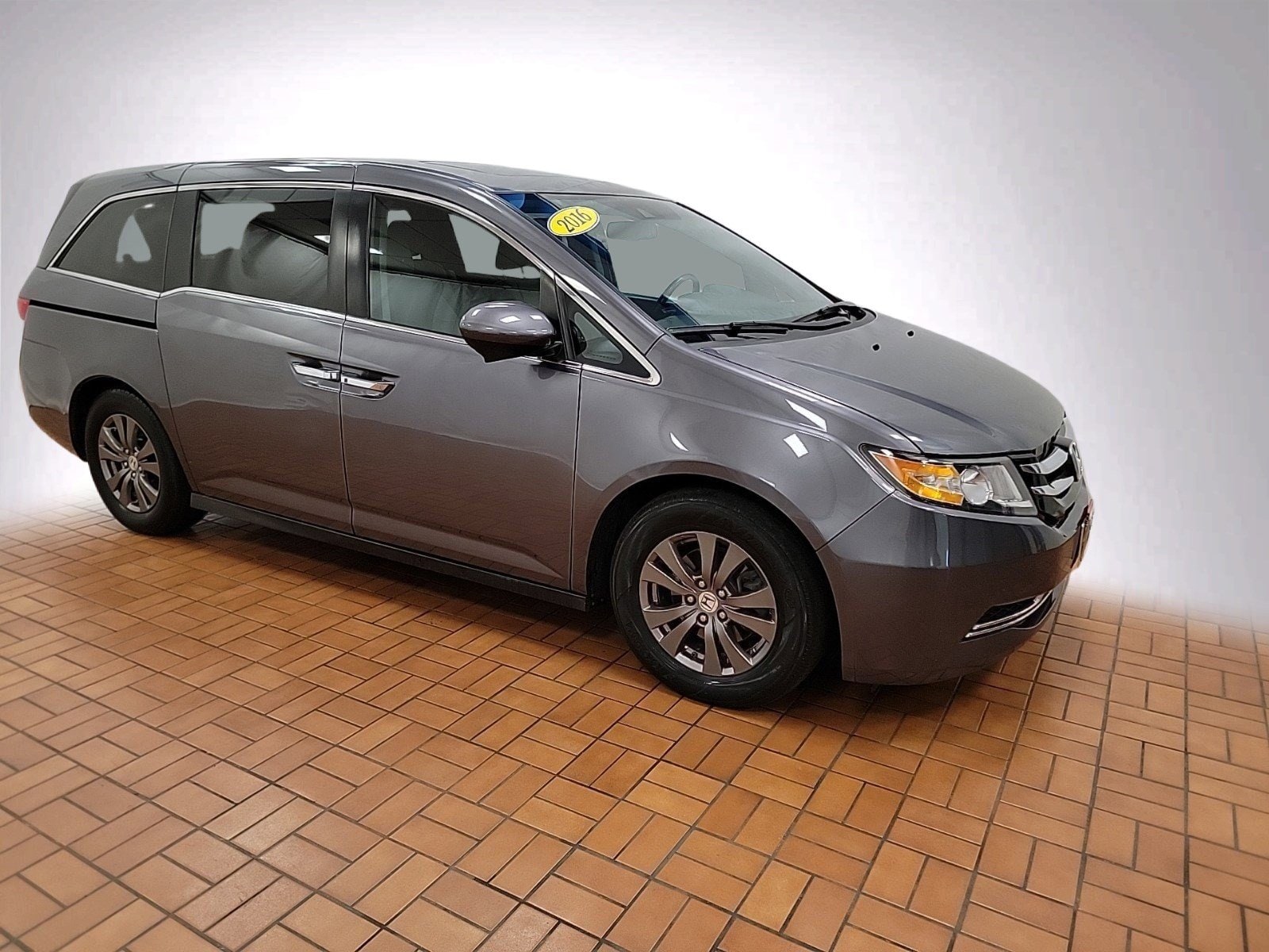 Used 2016 Honda Odyssey EX-L with VIN 5FNRL5H64GB009235 for sale in Woodbridge, VA