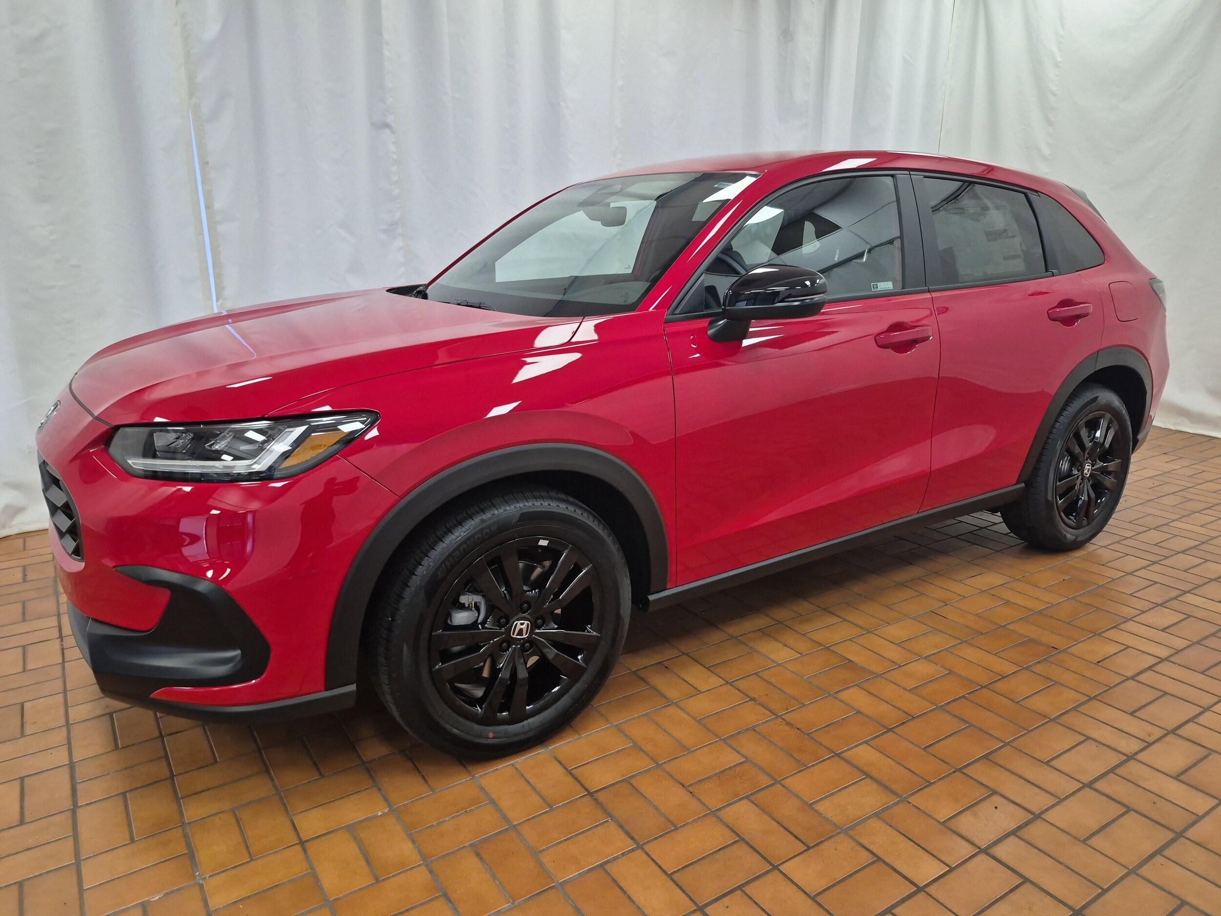 2026 Honda HR-V Sport photo 3