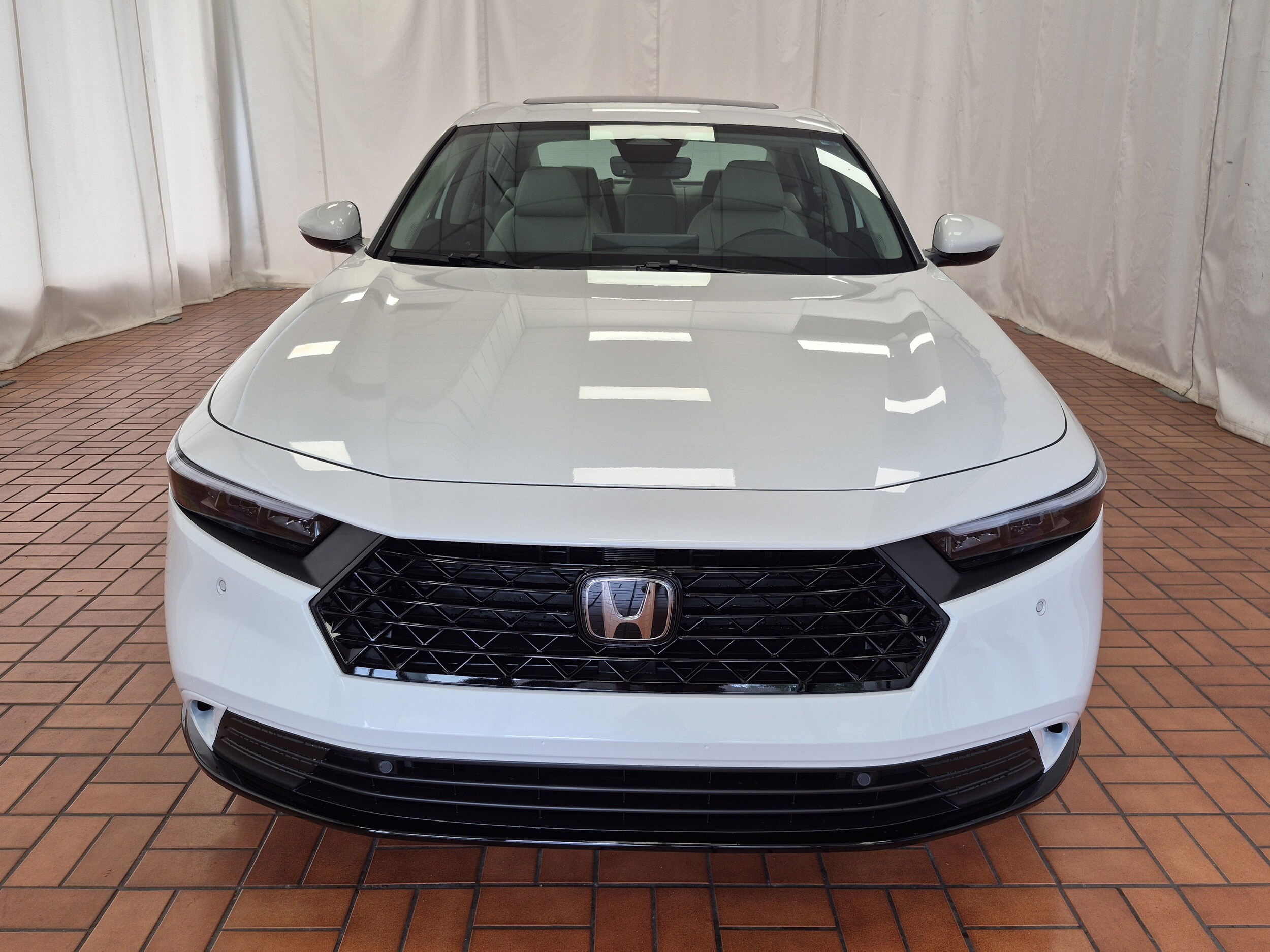 2025 Honda Accord Hybrid EX-L photo 2