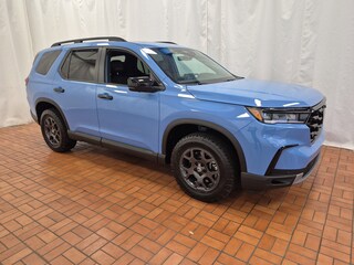 2025 Honda Pilot TrailSport SUV
