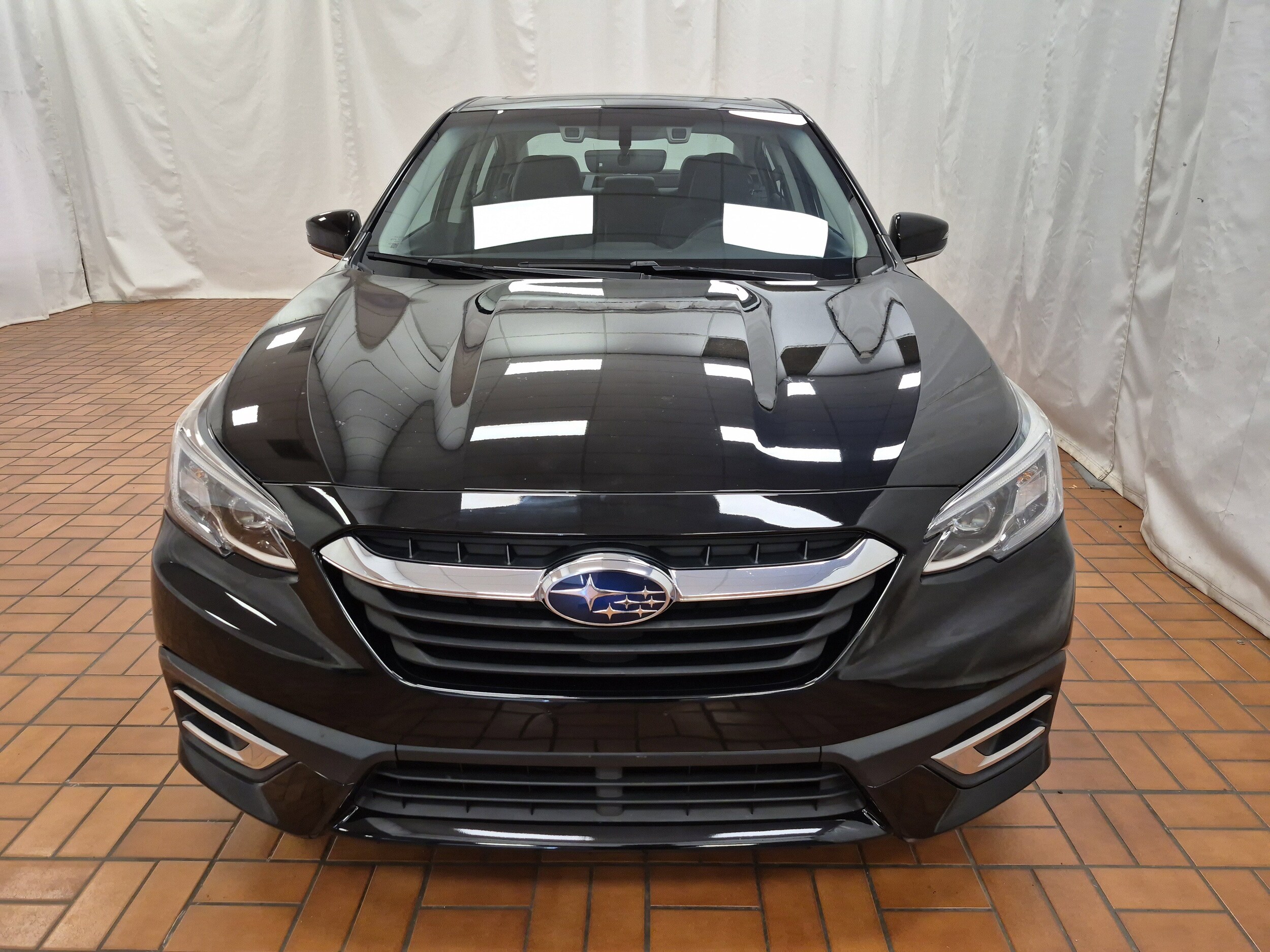 2022 Subaru Legacy Limited photo 2