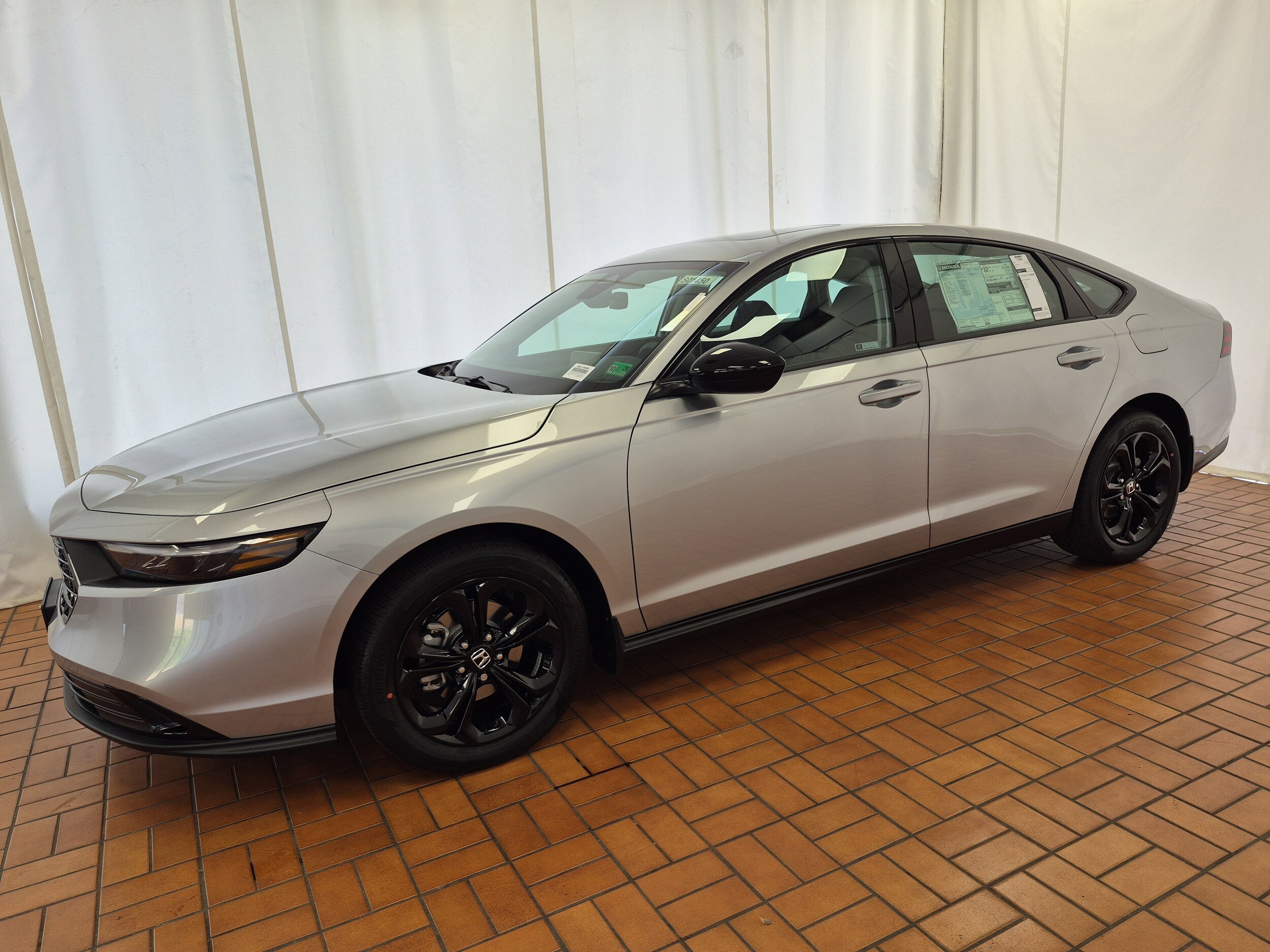 2025 Honda Accord SE photo 2