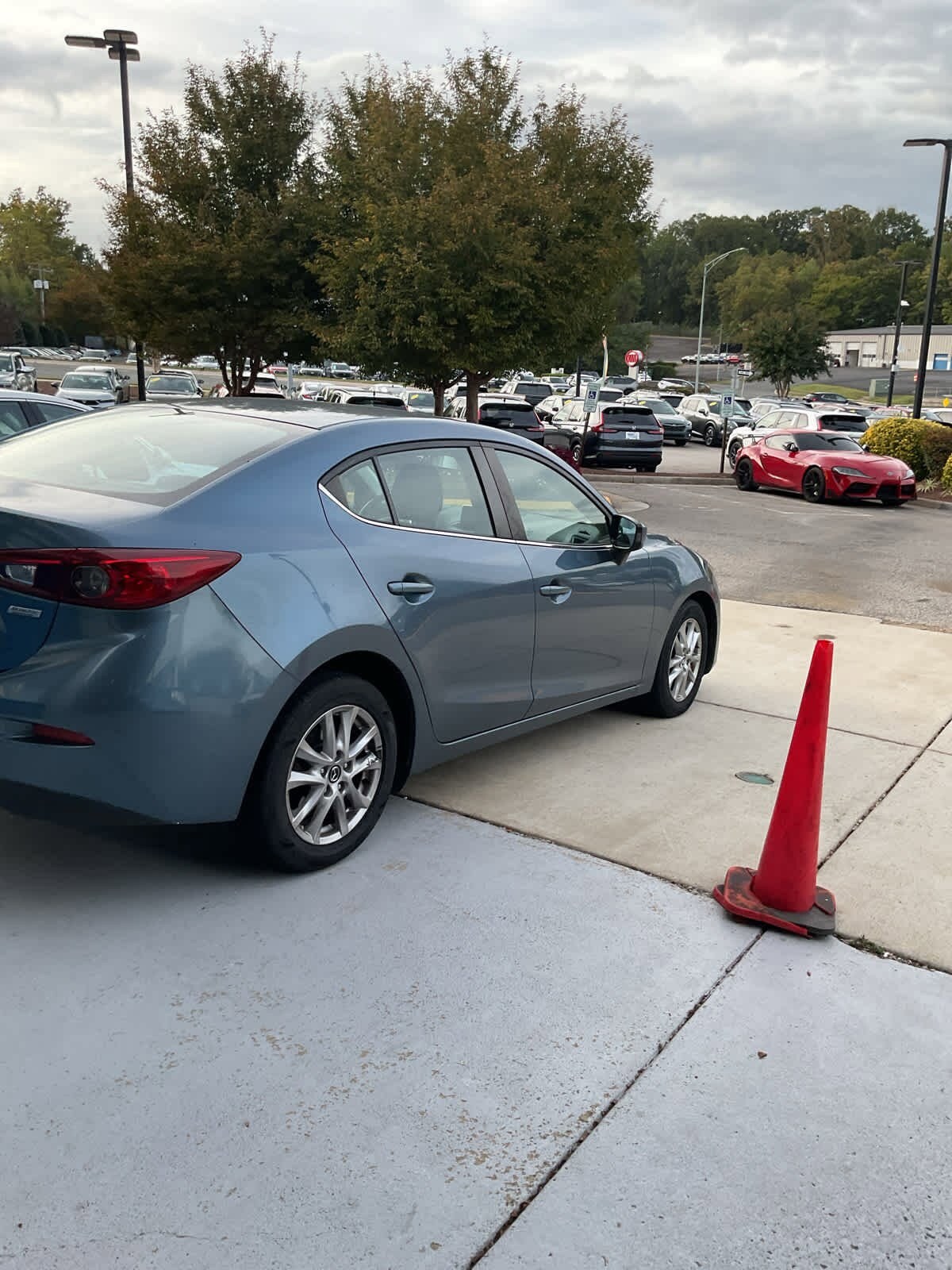 2016 Mazda Mazda3 i Sport photo 2