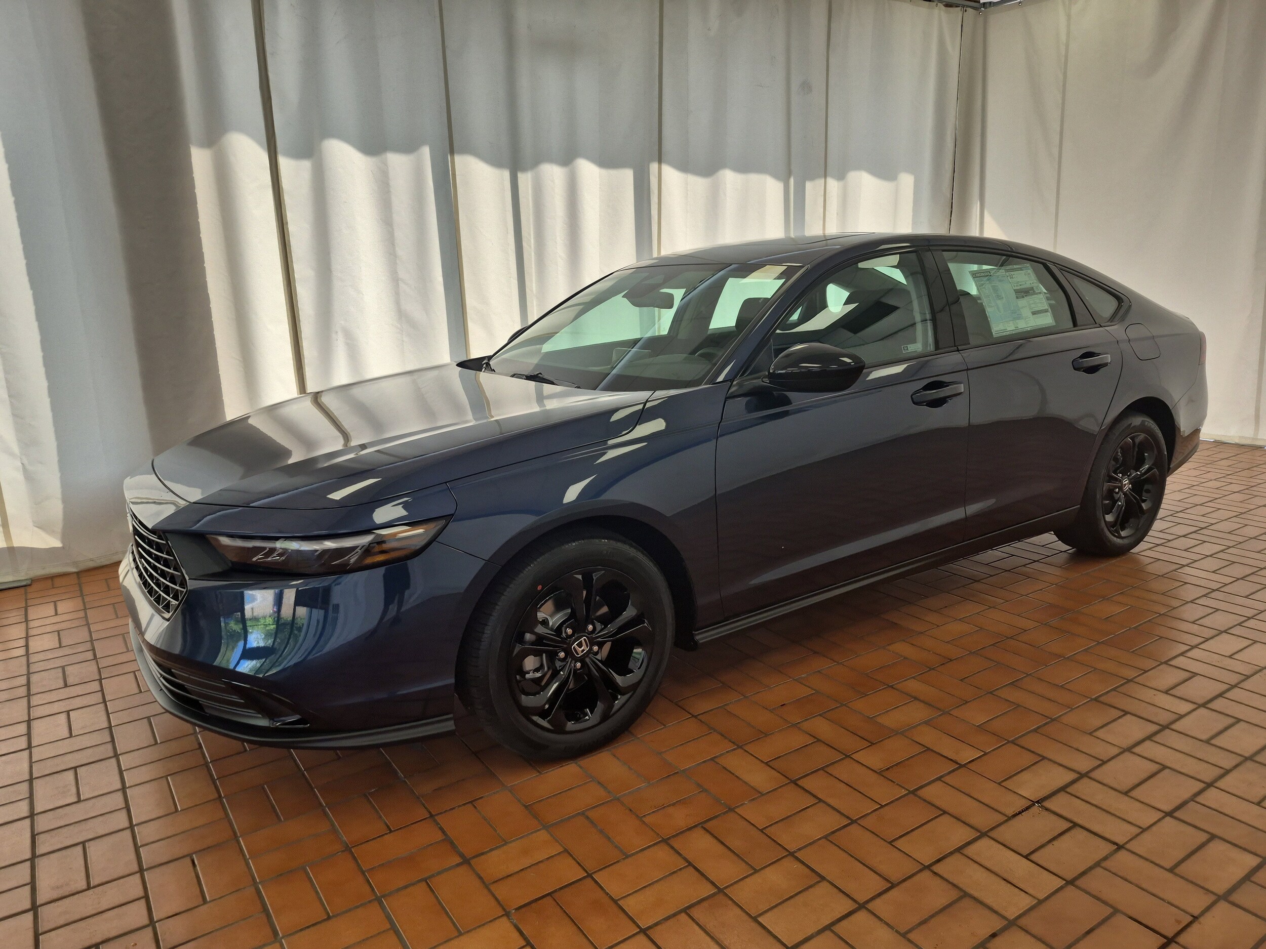 2025 Honda Accord SE photo 3