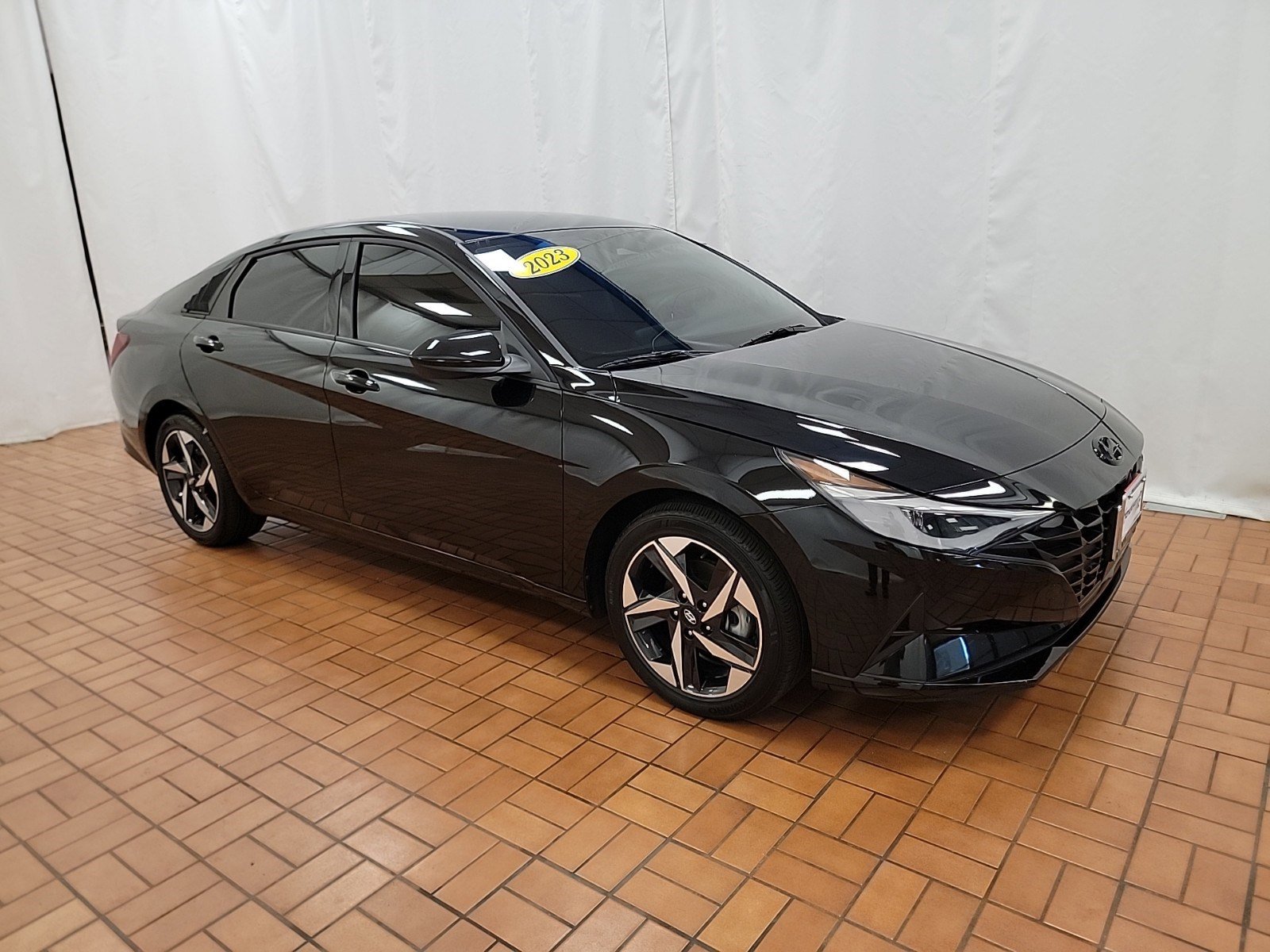 Used 2023 Hyundai Elantra SEL with VIN KMHLS4AG4PU556191 for sale in Woodbridge, VA