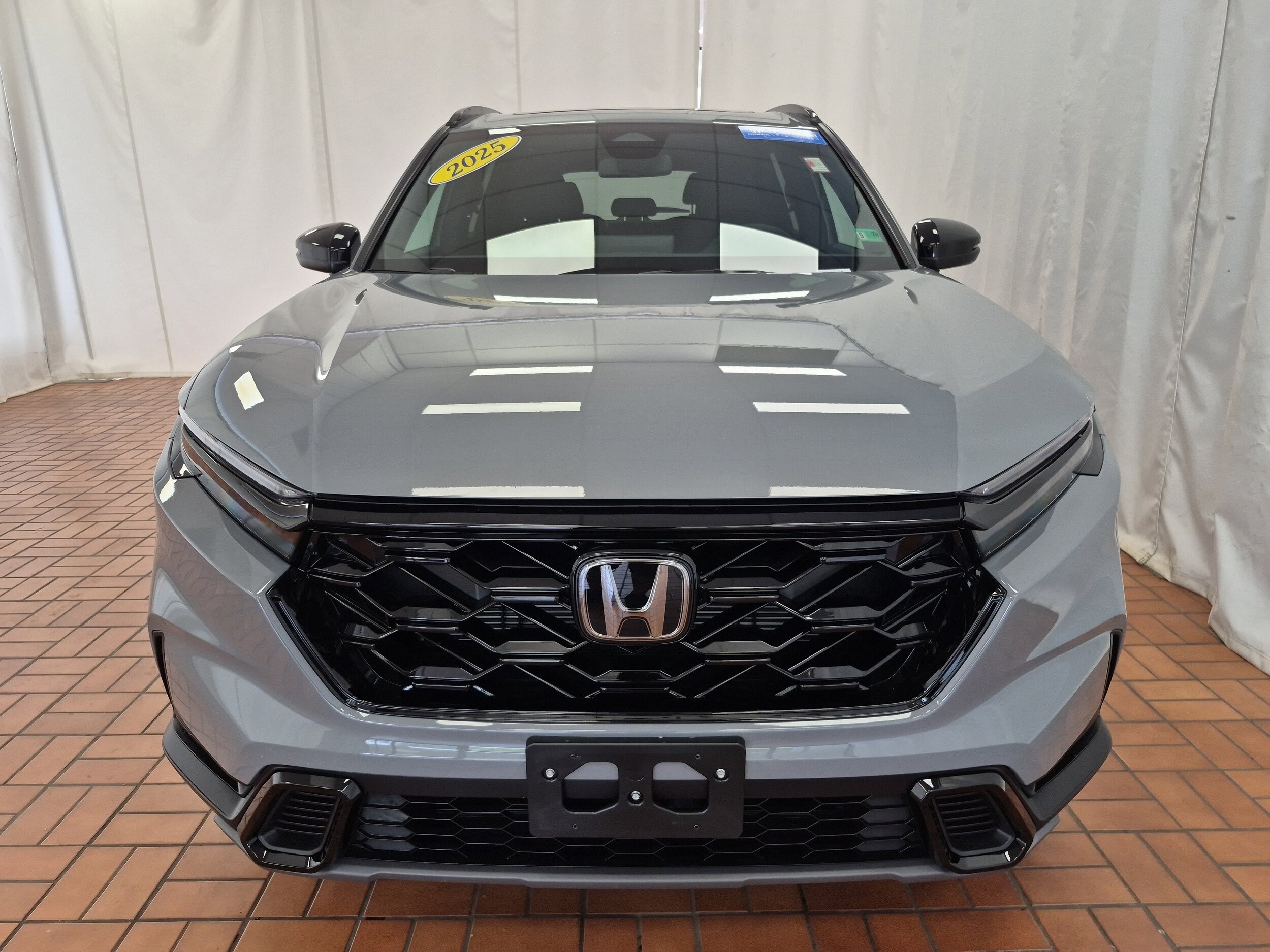 2025 Honda CR-V Hybrid Sport photo 2