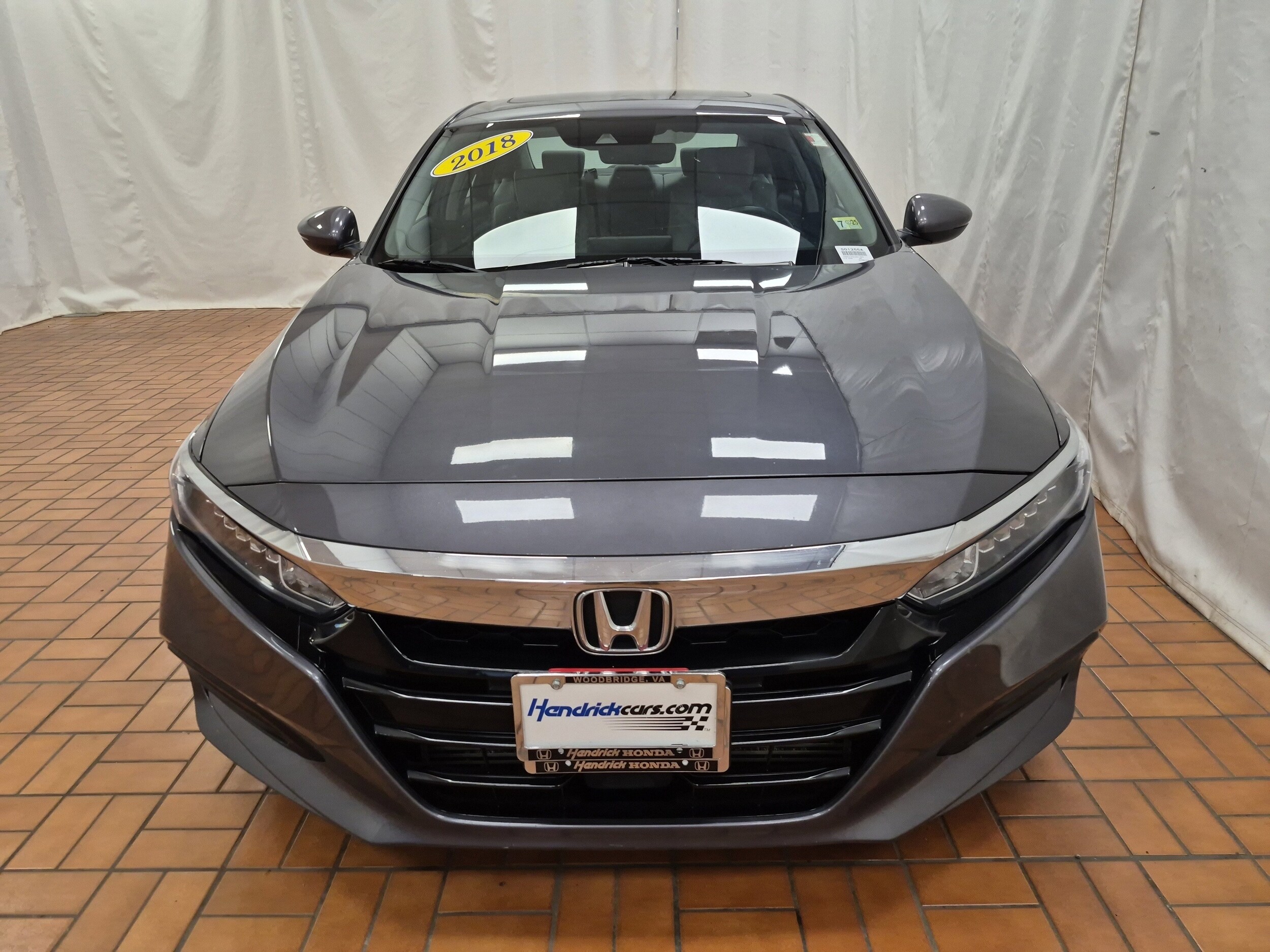 2018 Honda Accord EX-L 1.5T photo 4