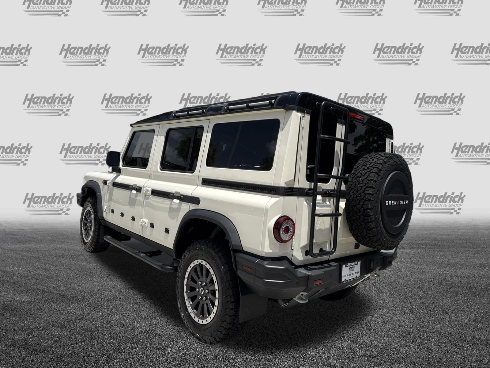 INEOS Grenadier Station Wagon Fieldmaster Edition