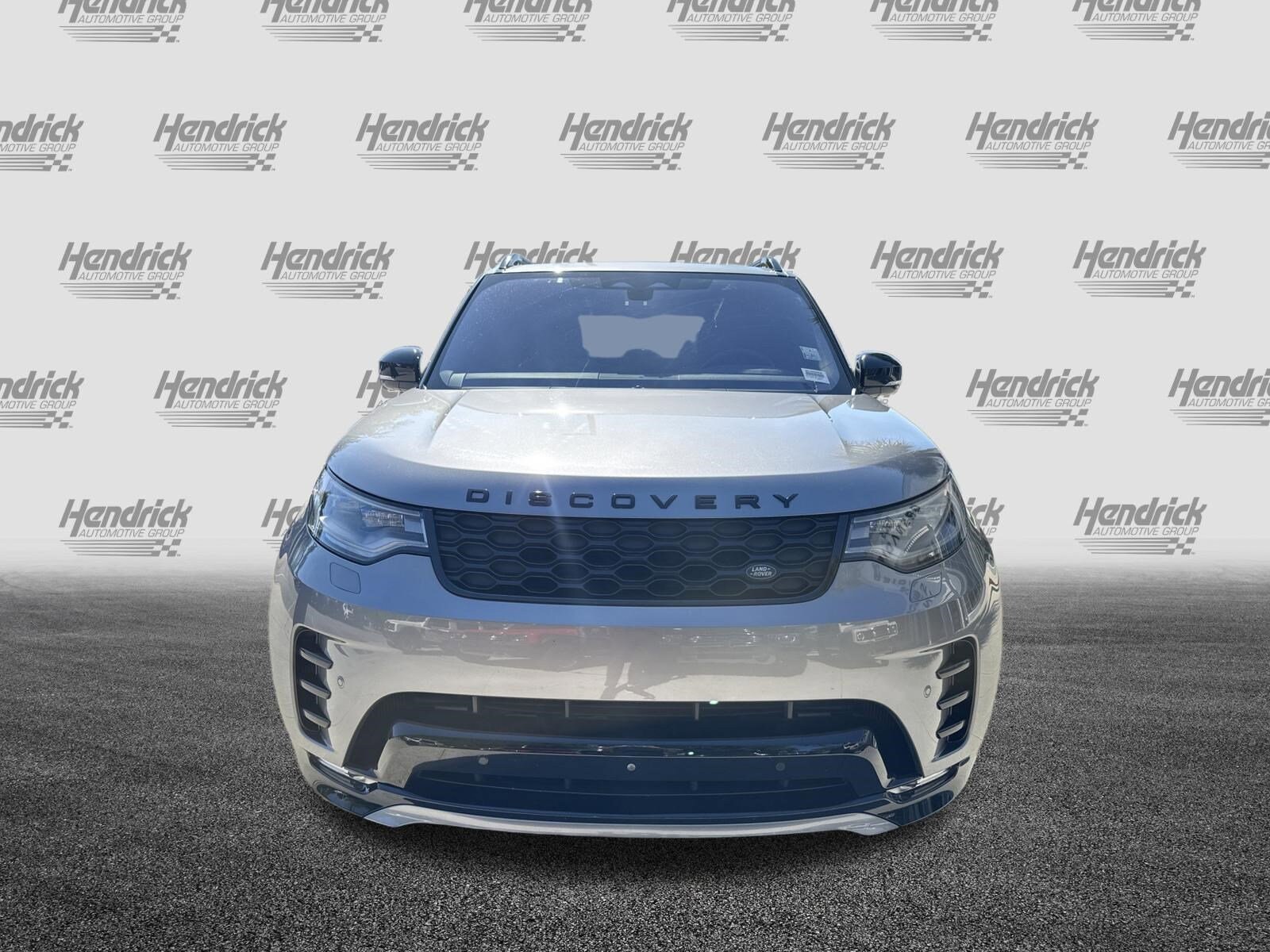 2021 Land Rover Discovery S R-Dynamic photo 2