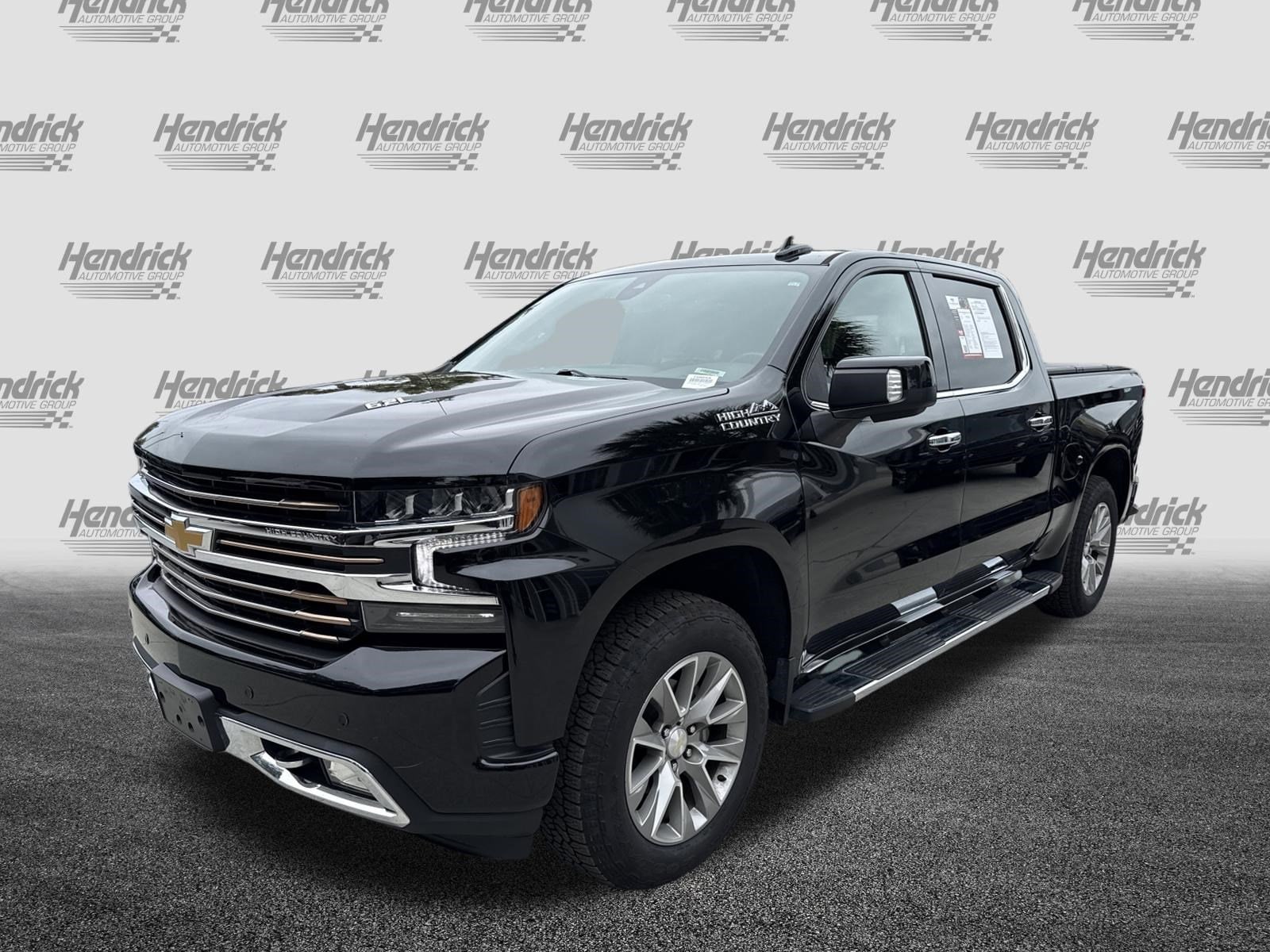 2021 Chevrolet Silverado 1500 High Country 4WD Crew Cab photo 4