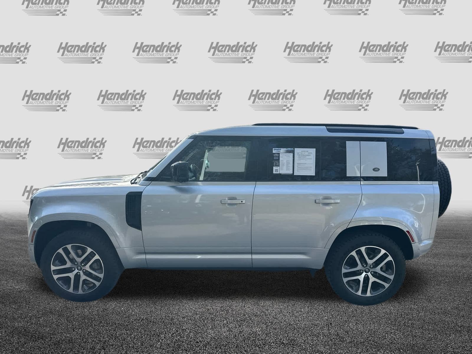 2022 Land Rover Defender XS Edition photo 4