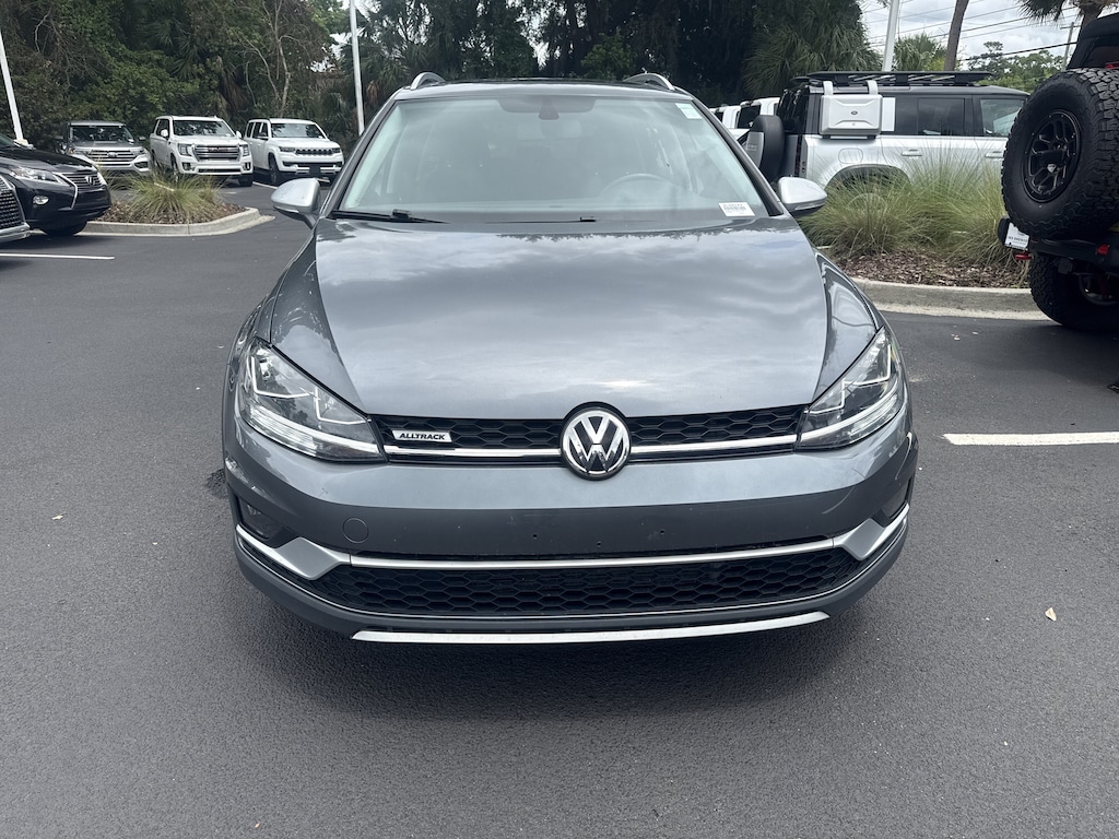 Used 2019 Volkswagen Golf Alltrack SE Wagon