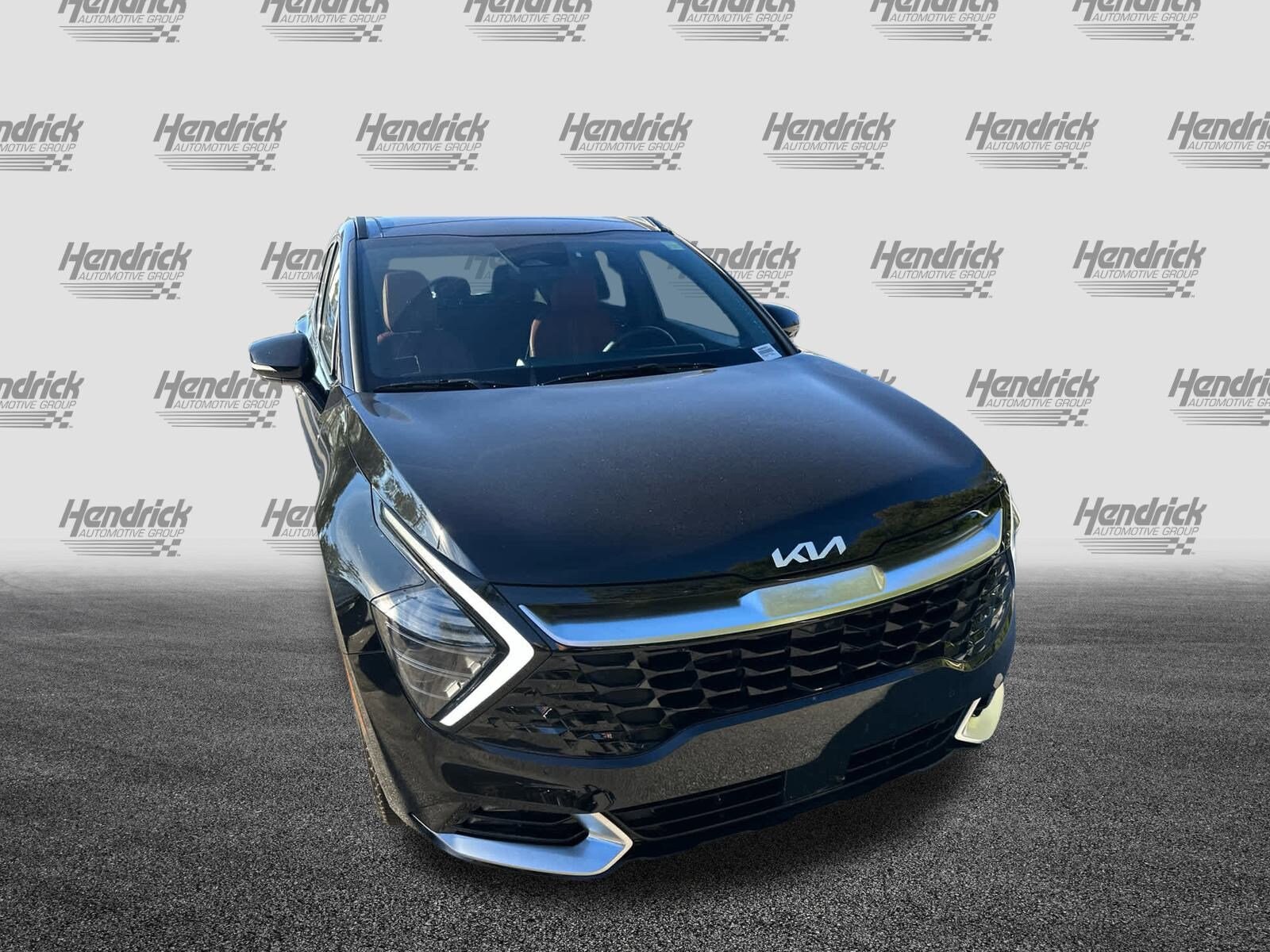 2025 Kia Sportage photo 2