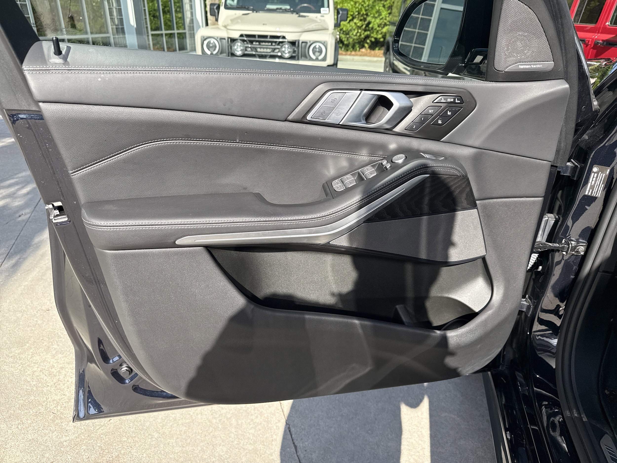 2021 BMW X7 40i - Photo 18