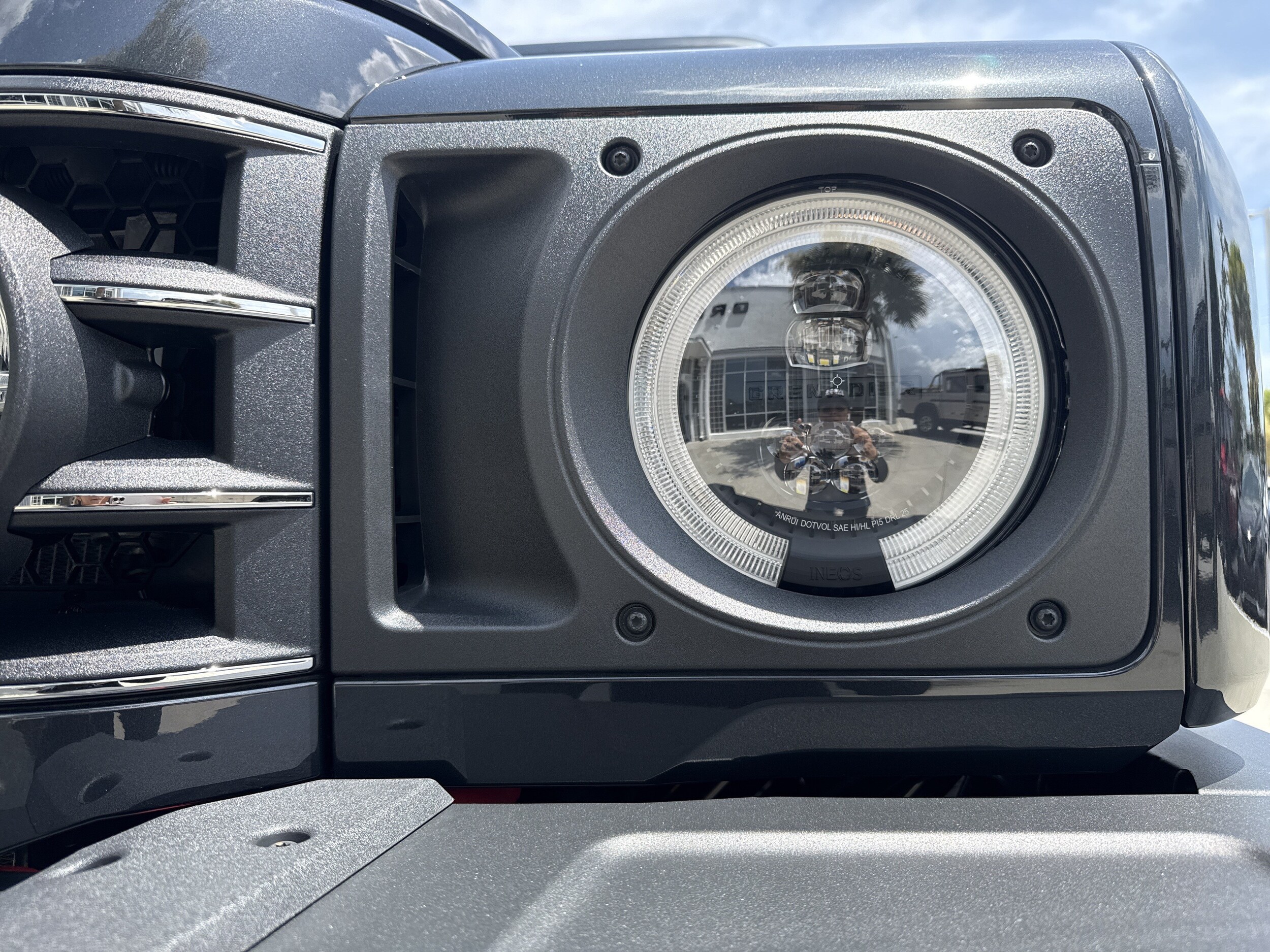 INEOS Grenadier Station Wagon Fieldmaster Edition