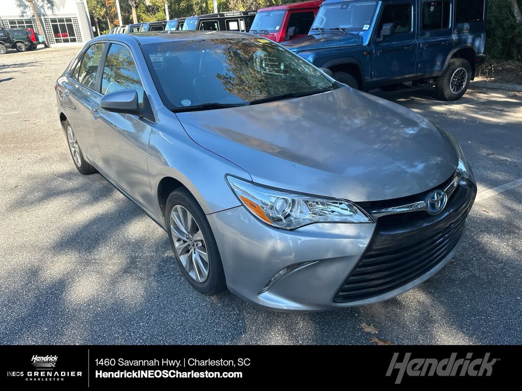 Used 2016 Toyota Camry XLE Sedan