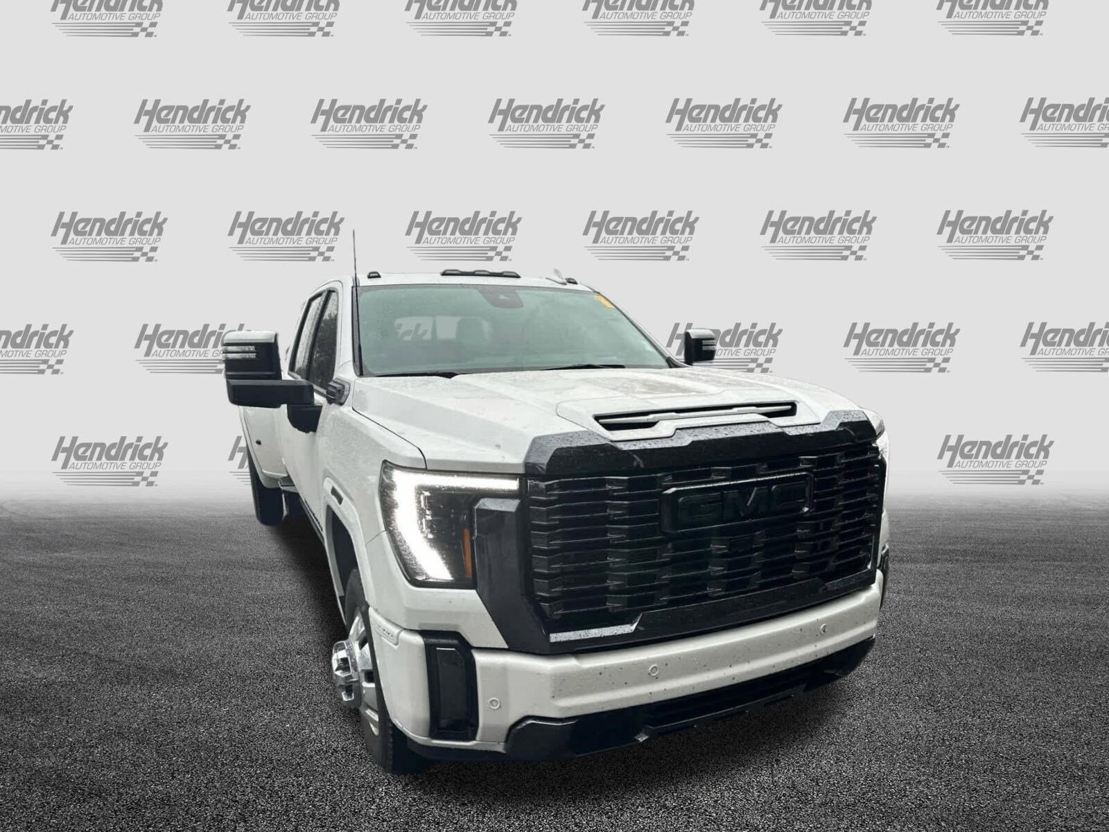 2024 Gmc Sierra HD Denali Ultimate photo 2