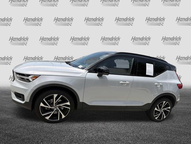2022 Volvo XC40 R-Design SUV