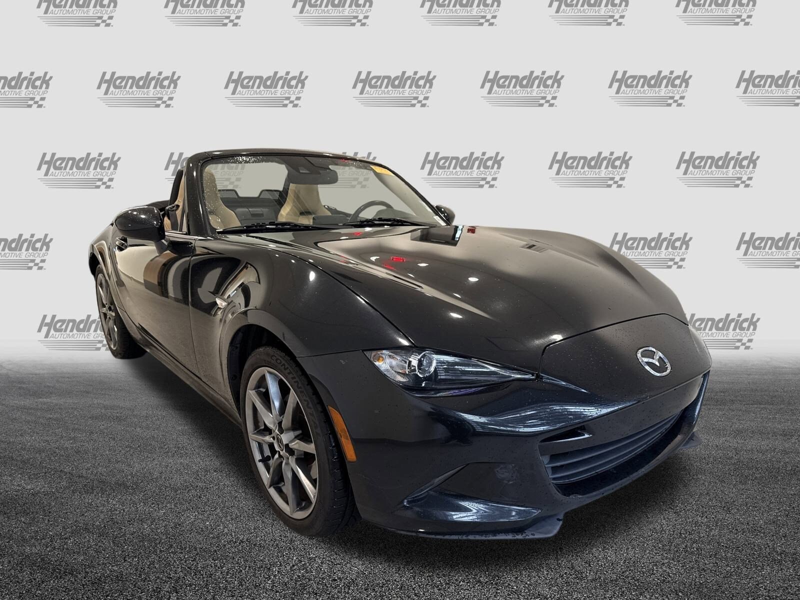 2016 Mazda MX-5 Miata Miata Grand Touring photo 2