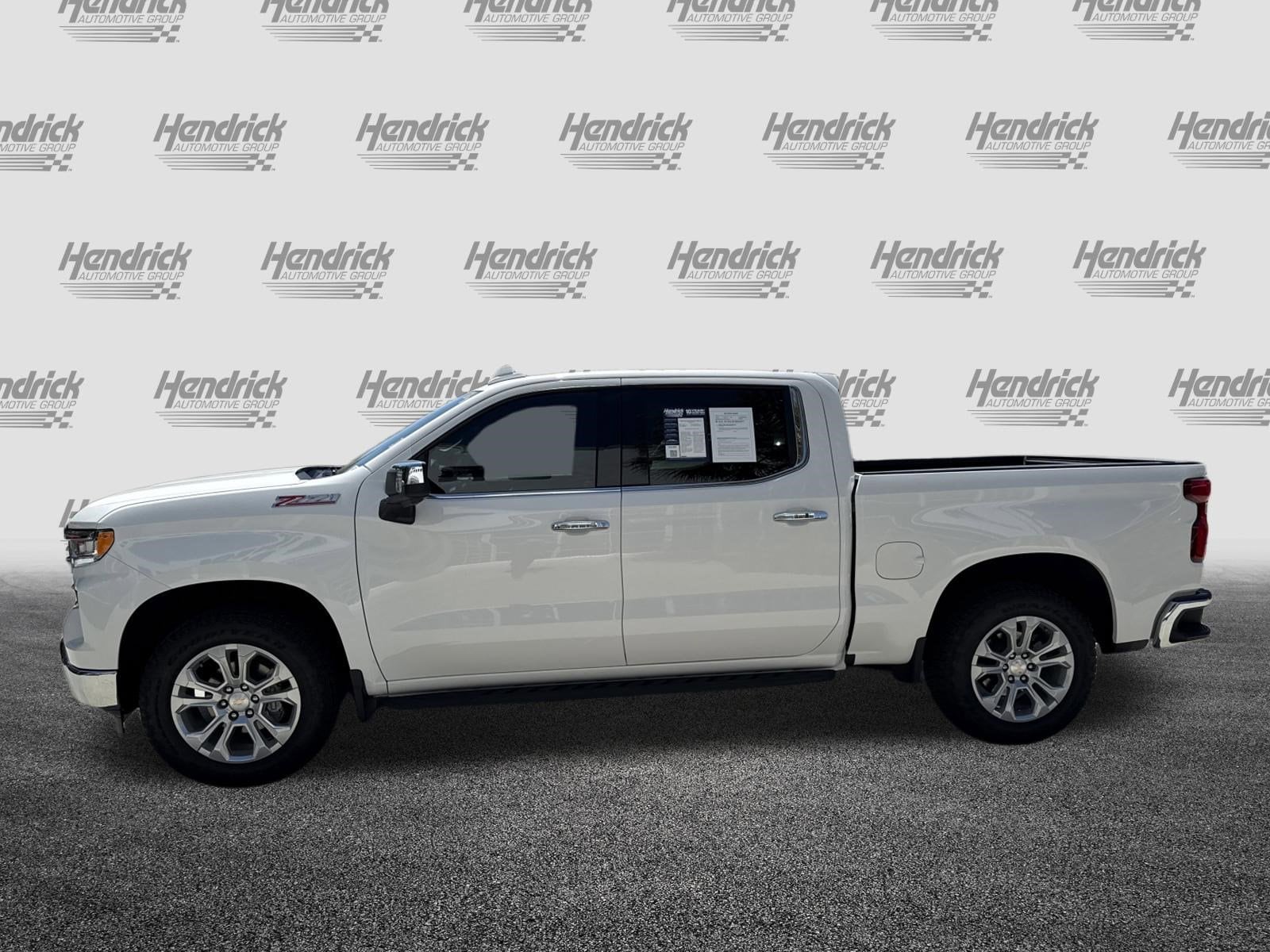 2024 Chevrolet Silverado 1500 LTZ photo 5