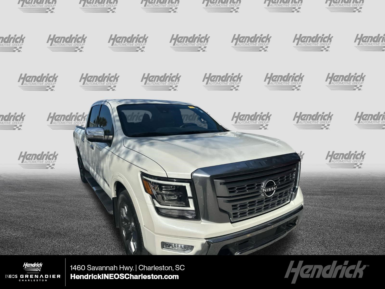 2024 Nissan Titan Platinum Reserve's photo