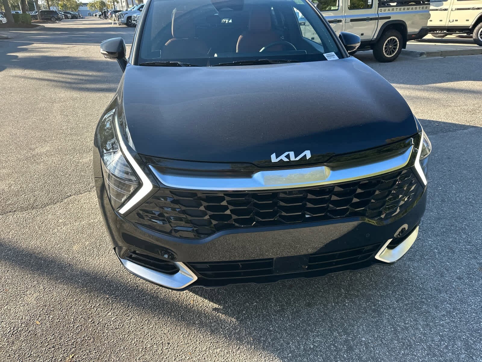 2025 Kia Sportage photo 3