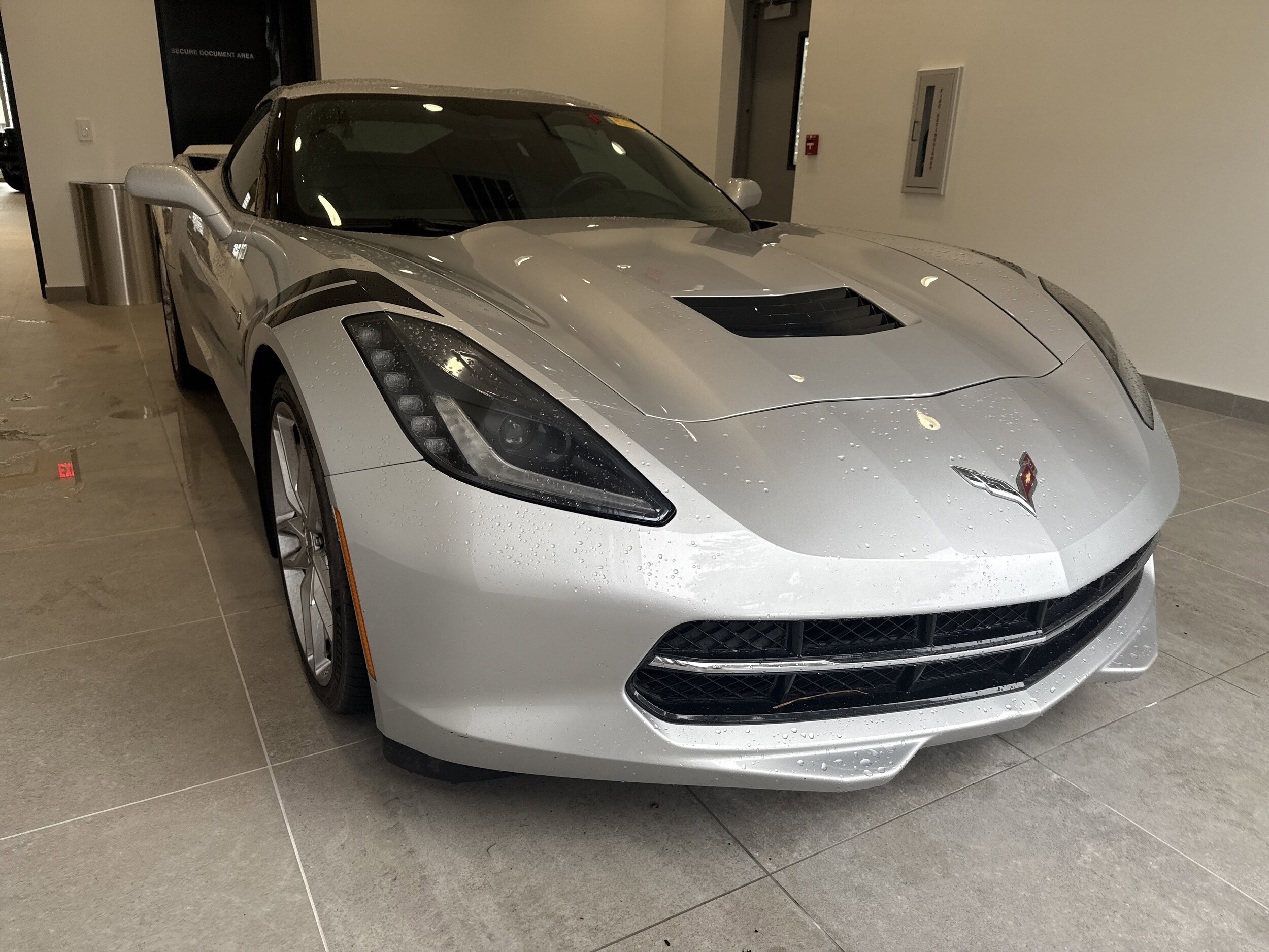 2014 Chevrolet Corvette Stingray Z51 2LT photo 2