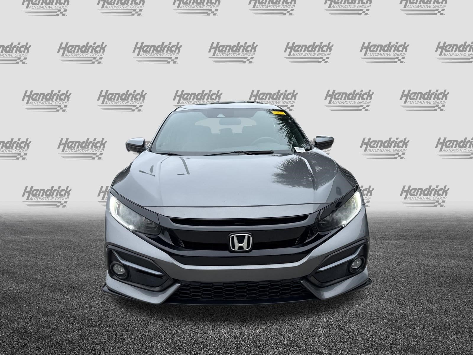 2020 Honda Civic Sport photo 2