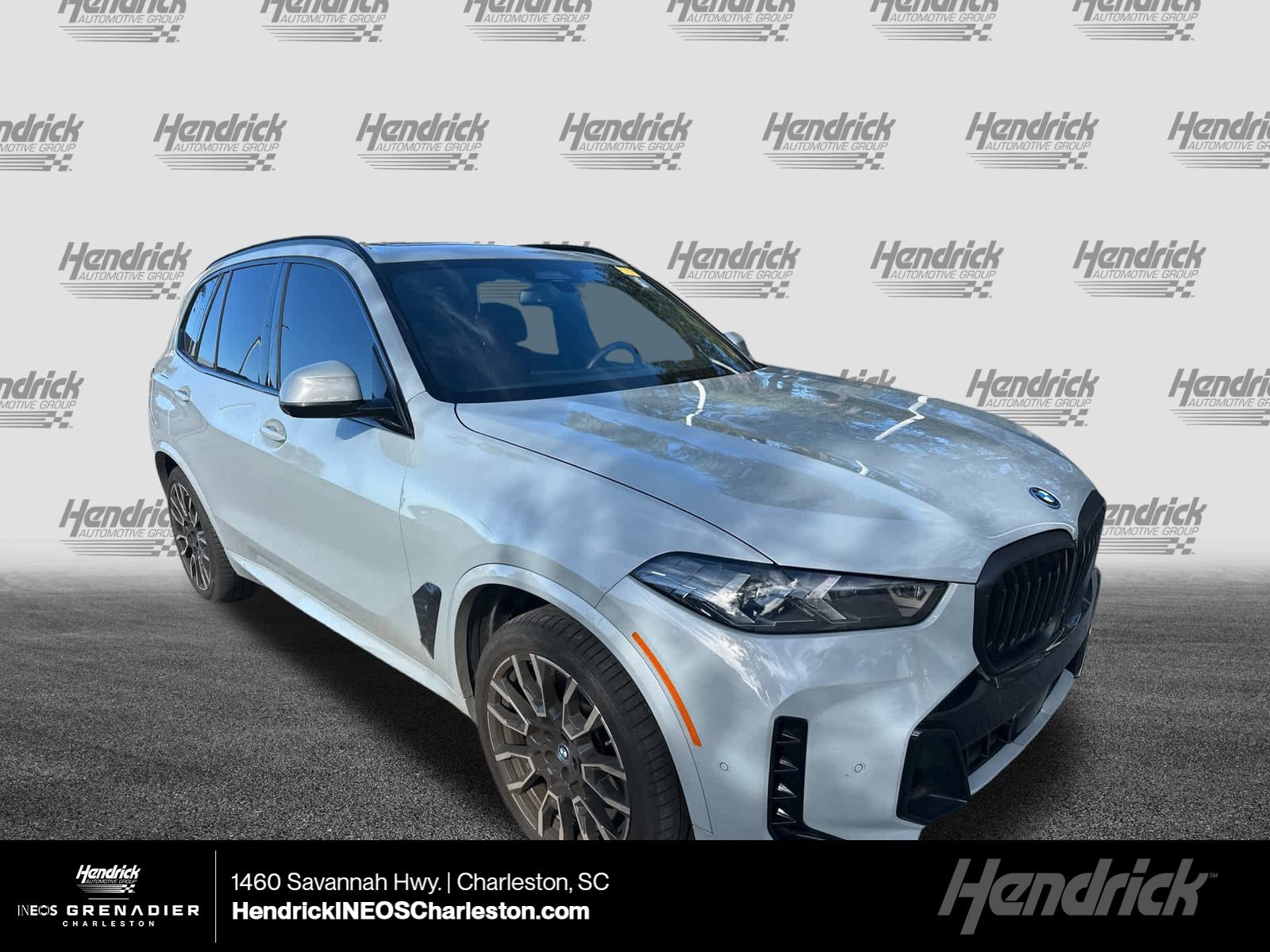 2024 BMW X5 50e's photo