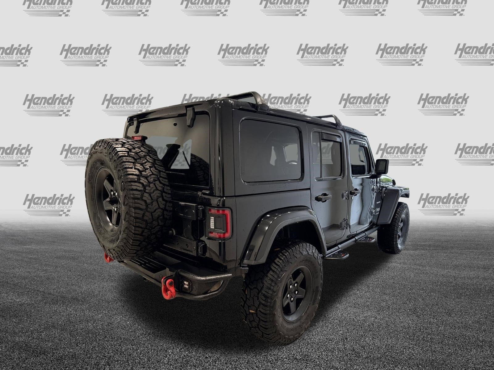 2021 Jeep Wrangler Unlimited Sahara 4x4 photo 3