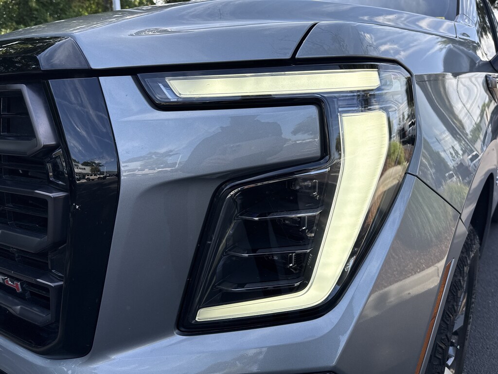 Used 2025 GMC Yukon AT4 Ultimate SUV