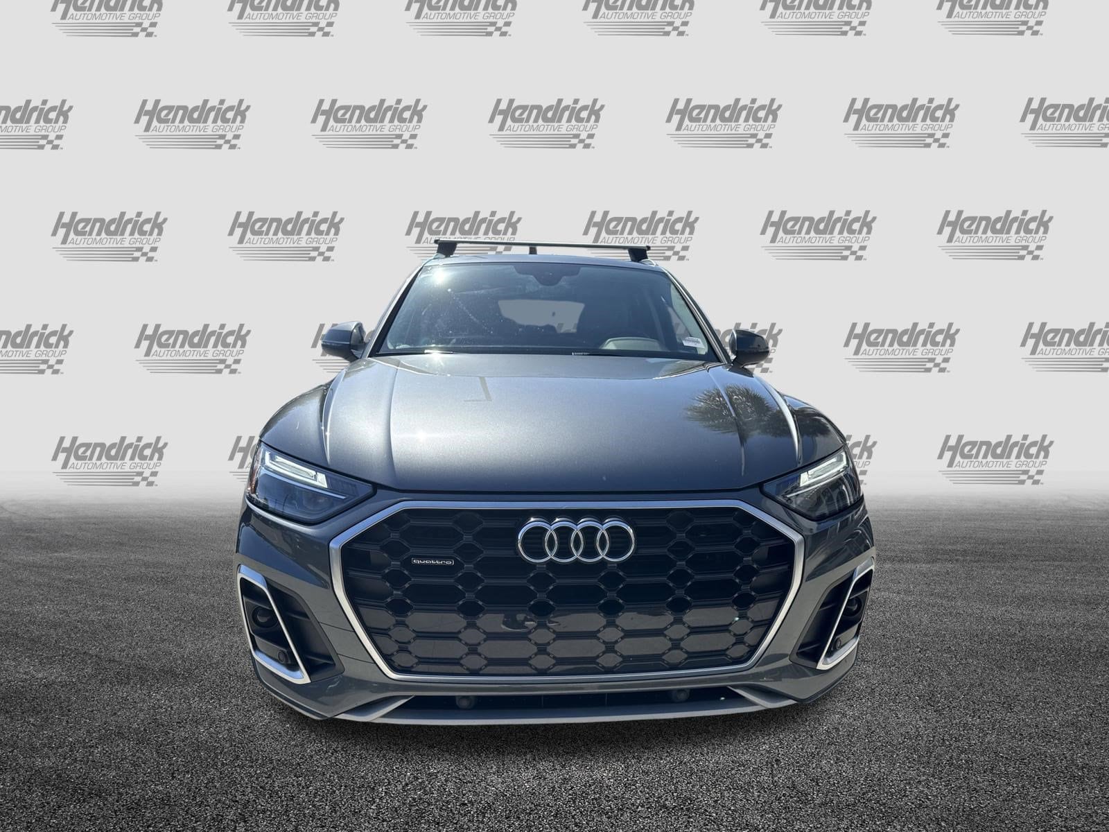 2022 Audi Q5 S line Premium photo 2