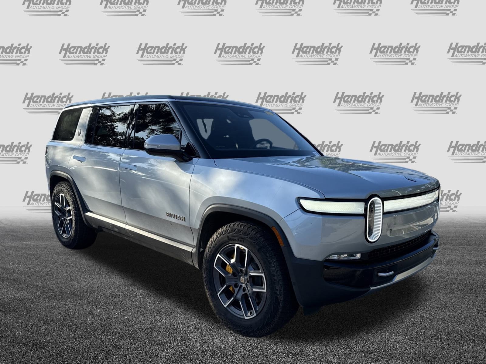Used 2023 Rivian R1S Adventure with VIN 7PDSGABA9PN015389 for sale in Charleston, SC