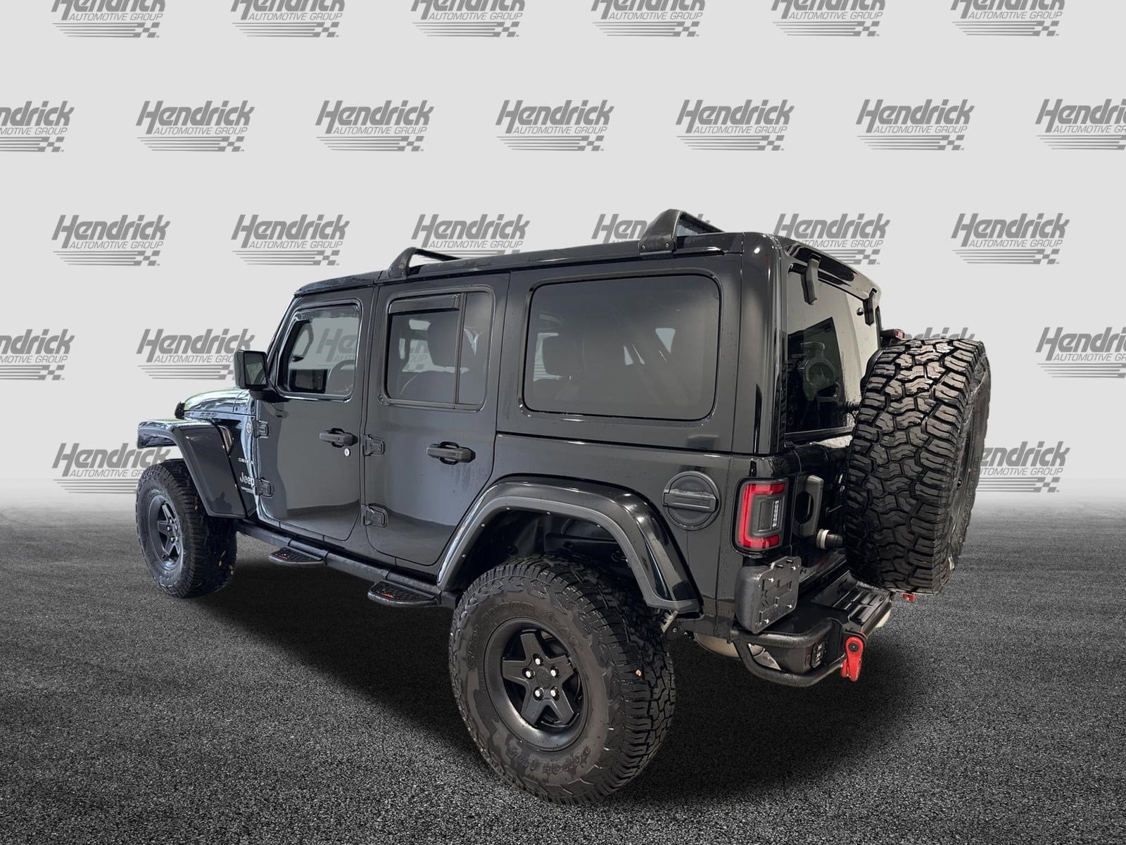 2021 Jeep Wrangler Unlimited Sahara 4x4 photo 4