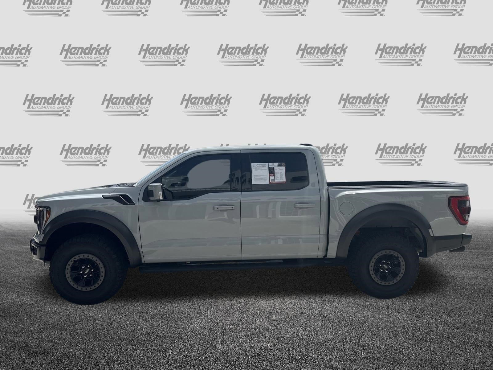 2023 Ford F-150 Raptor photo 5