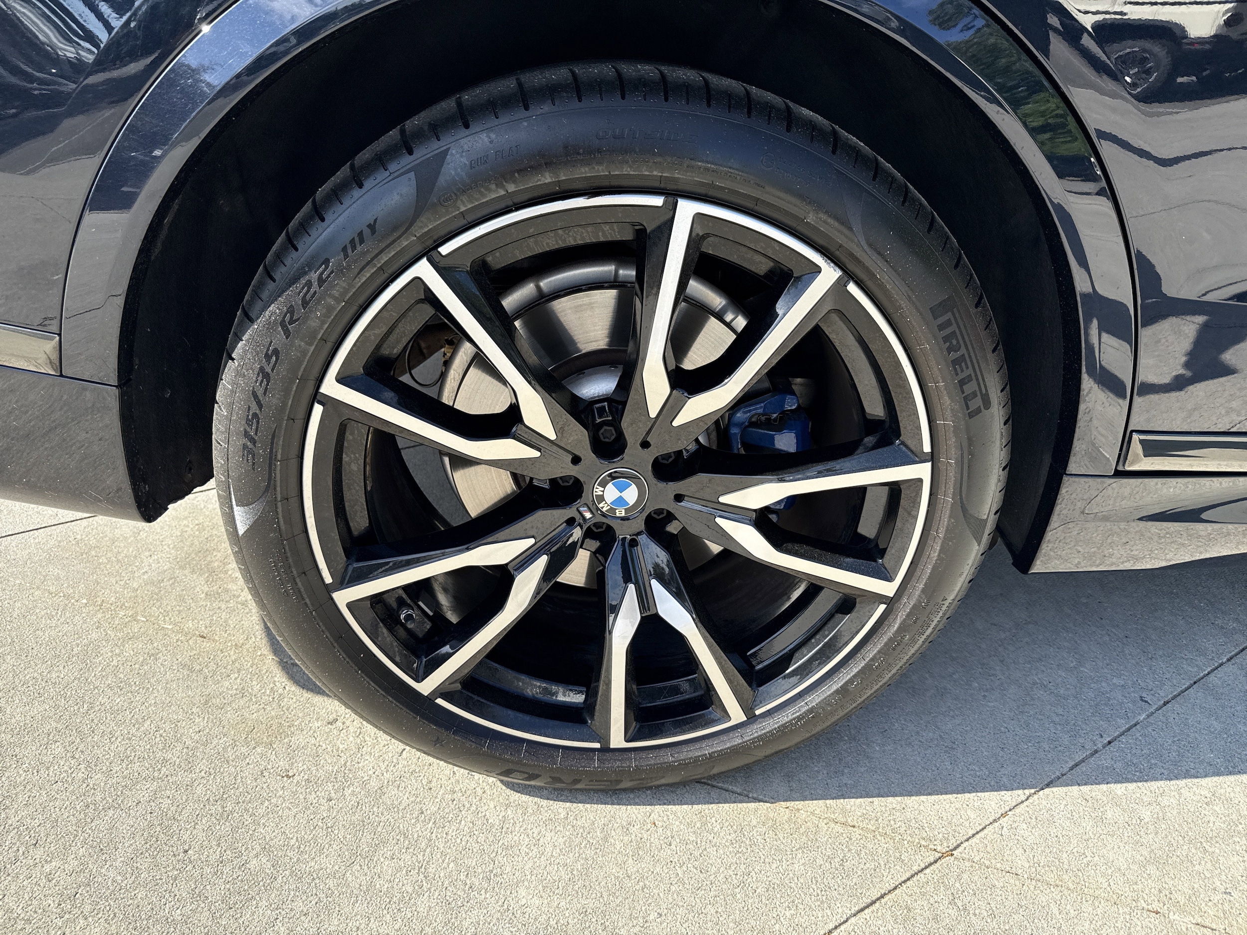 2021 BMW X7 40i - Photo 14