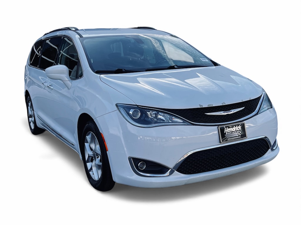 Used 2020 Chrysler Pacifica Touring L Minivan